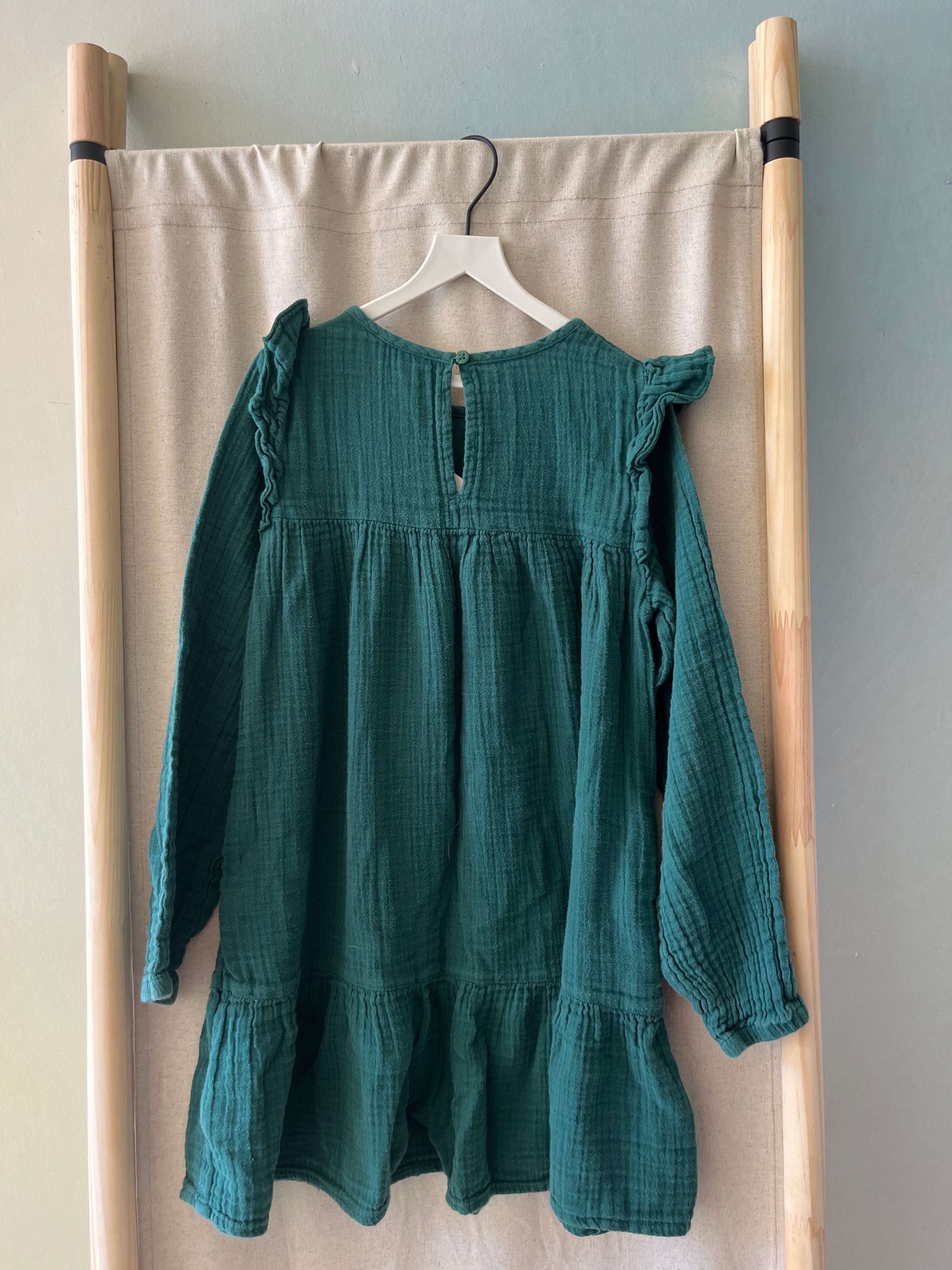 cat & jack Green Floral Embroidery Dress / 8