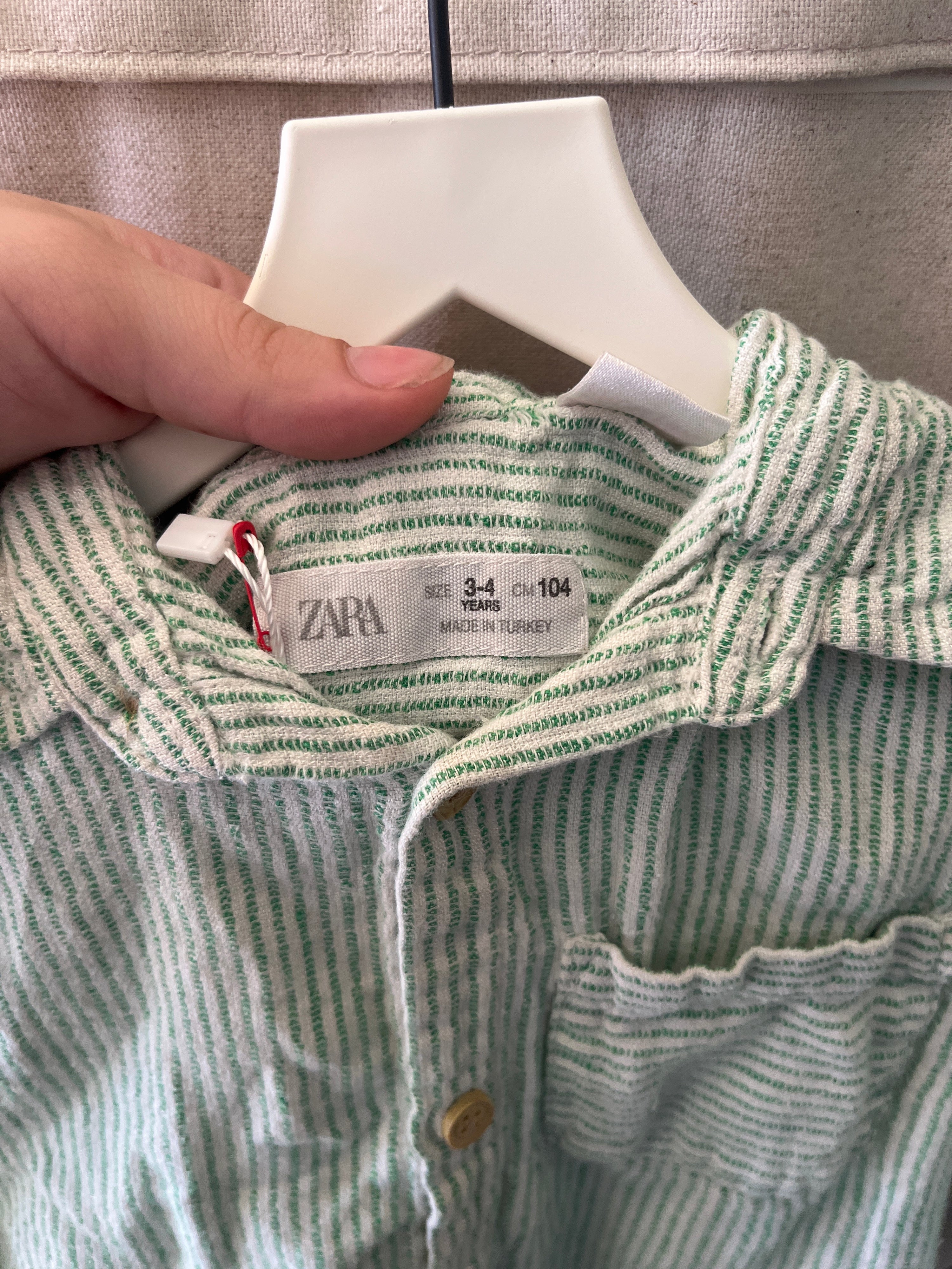 Zara Green and white Shirt / 3-4 Years