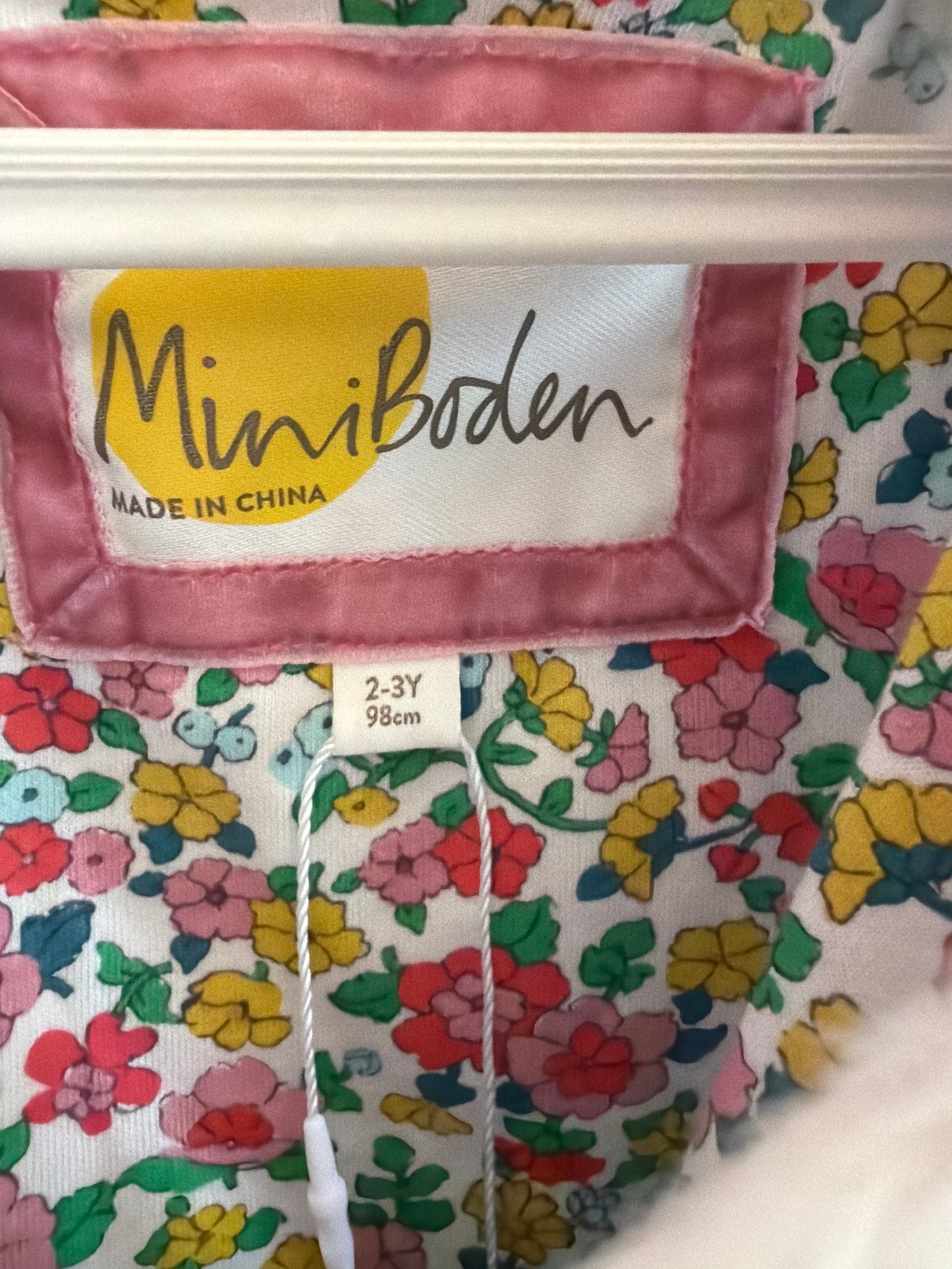 Mini Boden Cream Cat Fluff Vest / 2-3 Years