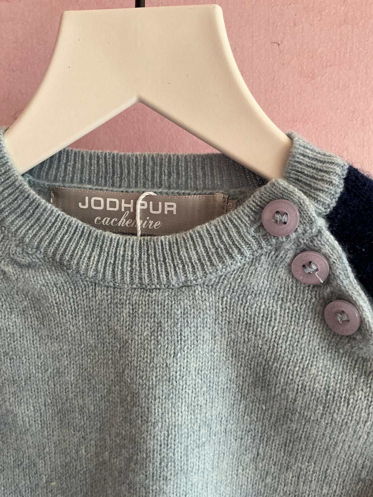 Jodhpur Light gray with navy blue sleeves Sweater / 0-6 months