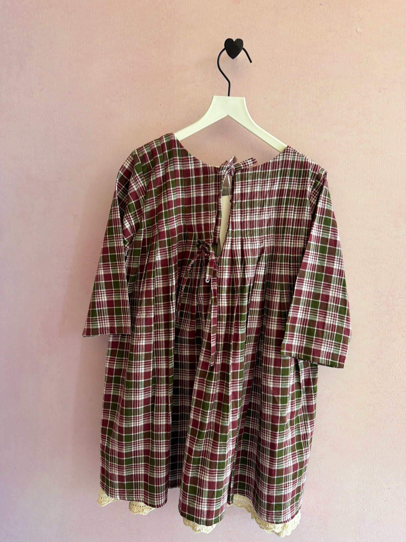 NWOTs Love the World Today India Burgundy Plaid Crochet Trim Dress / 6