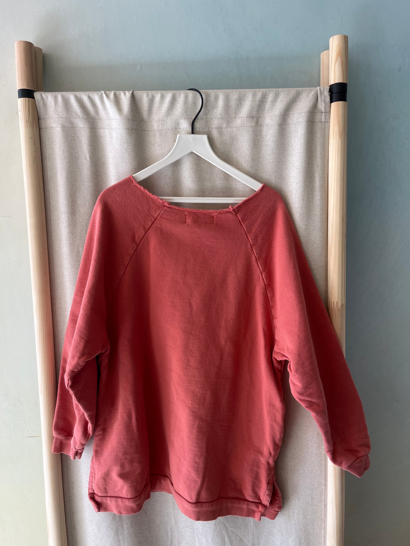 MOS KIDDOS Coral Sweatshirt / 4-6 years