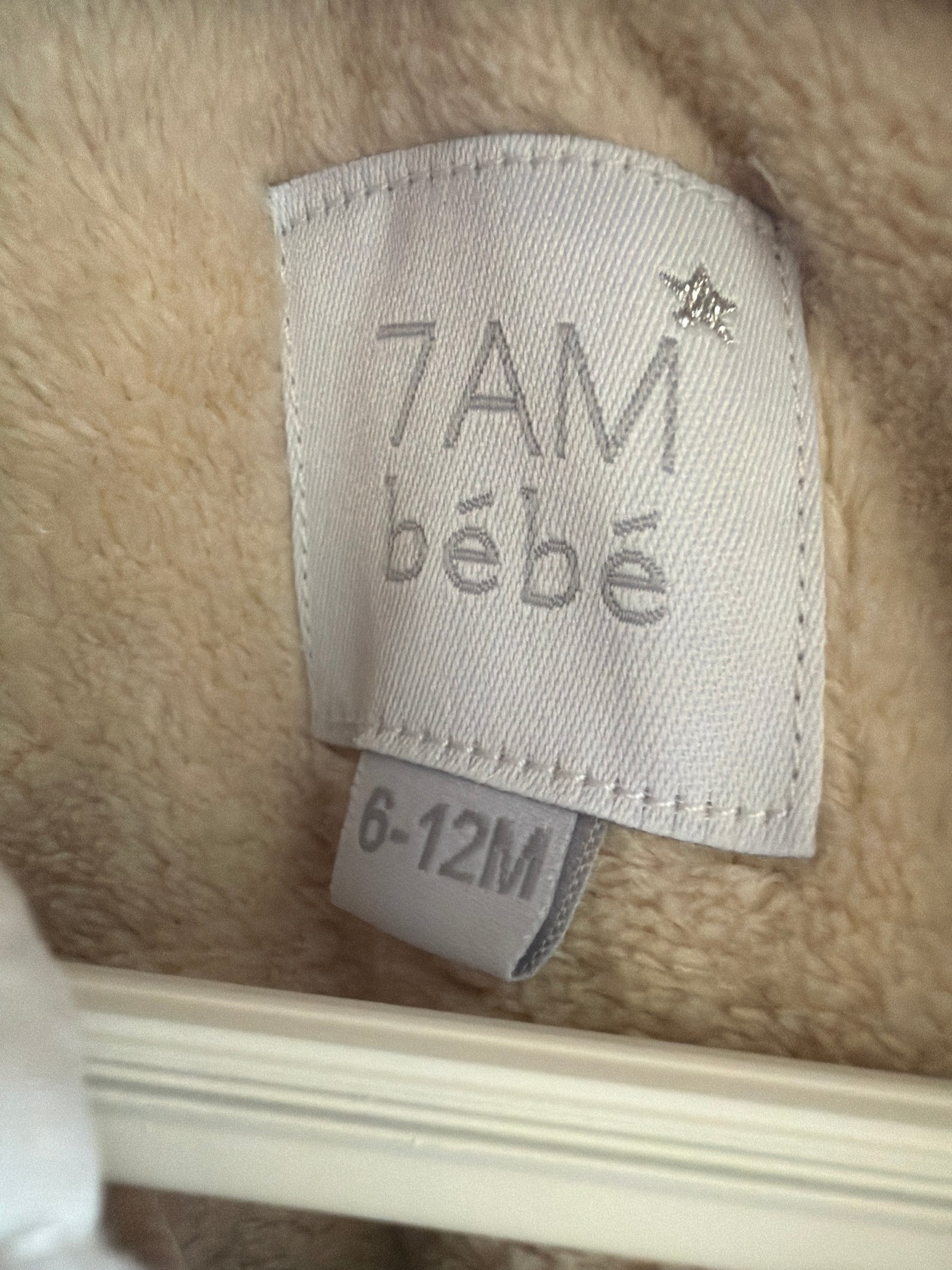 NWTs 7AM Enfant bébé Airy Snowsuit / 6-12 months