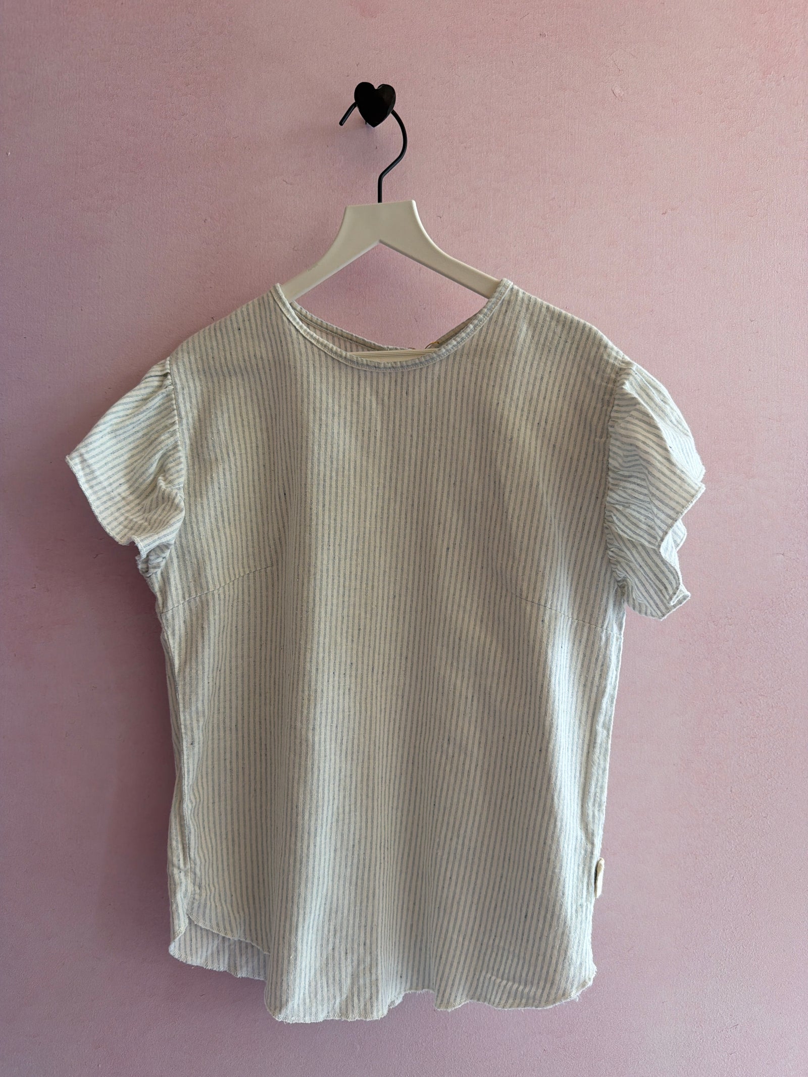 Light Stripe Flutter Sleeve Blouse / 5