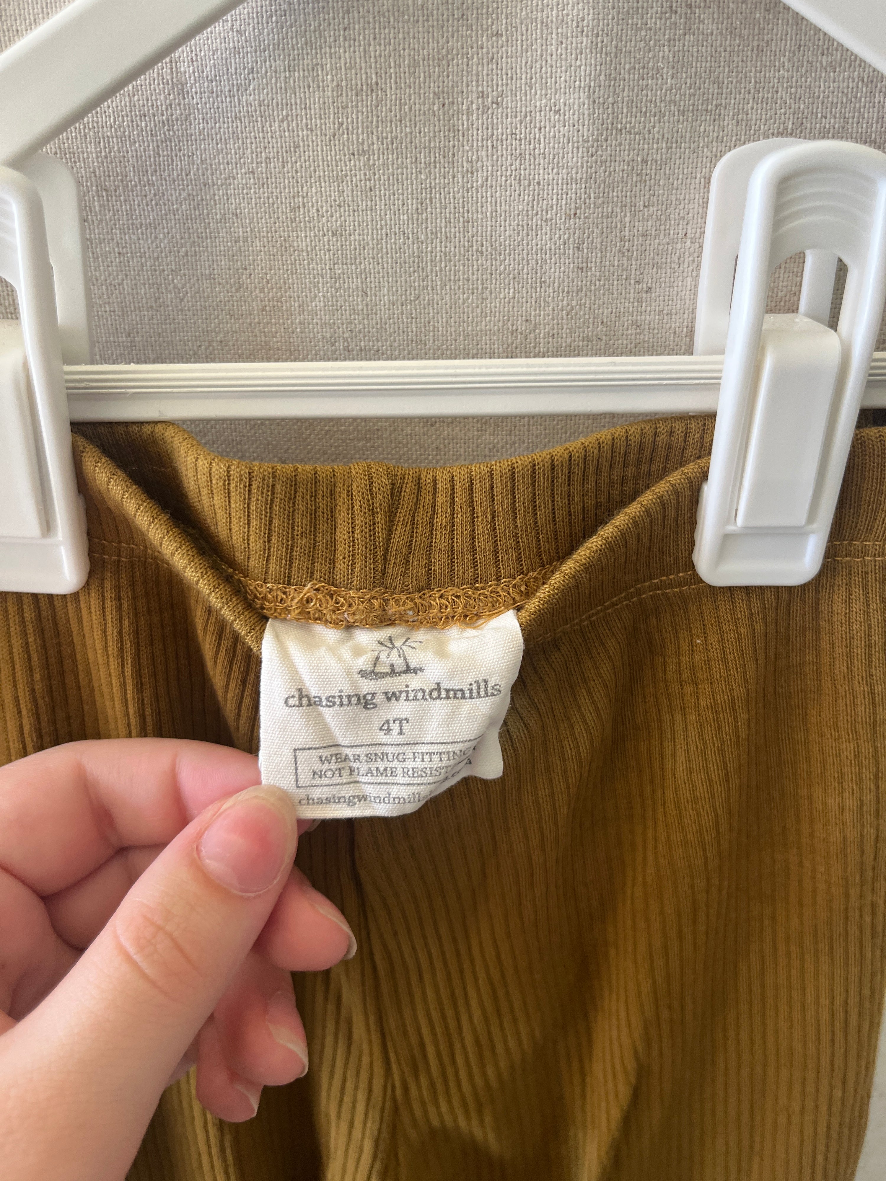 Chasing Windmills Mustard Leggings / 4T (mama mended)