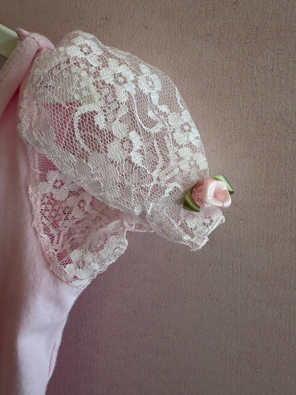 Pink with Lace Trim and Rosette Vintage Tutu / 4-6