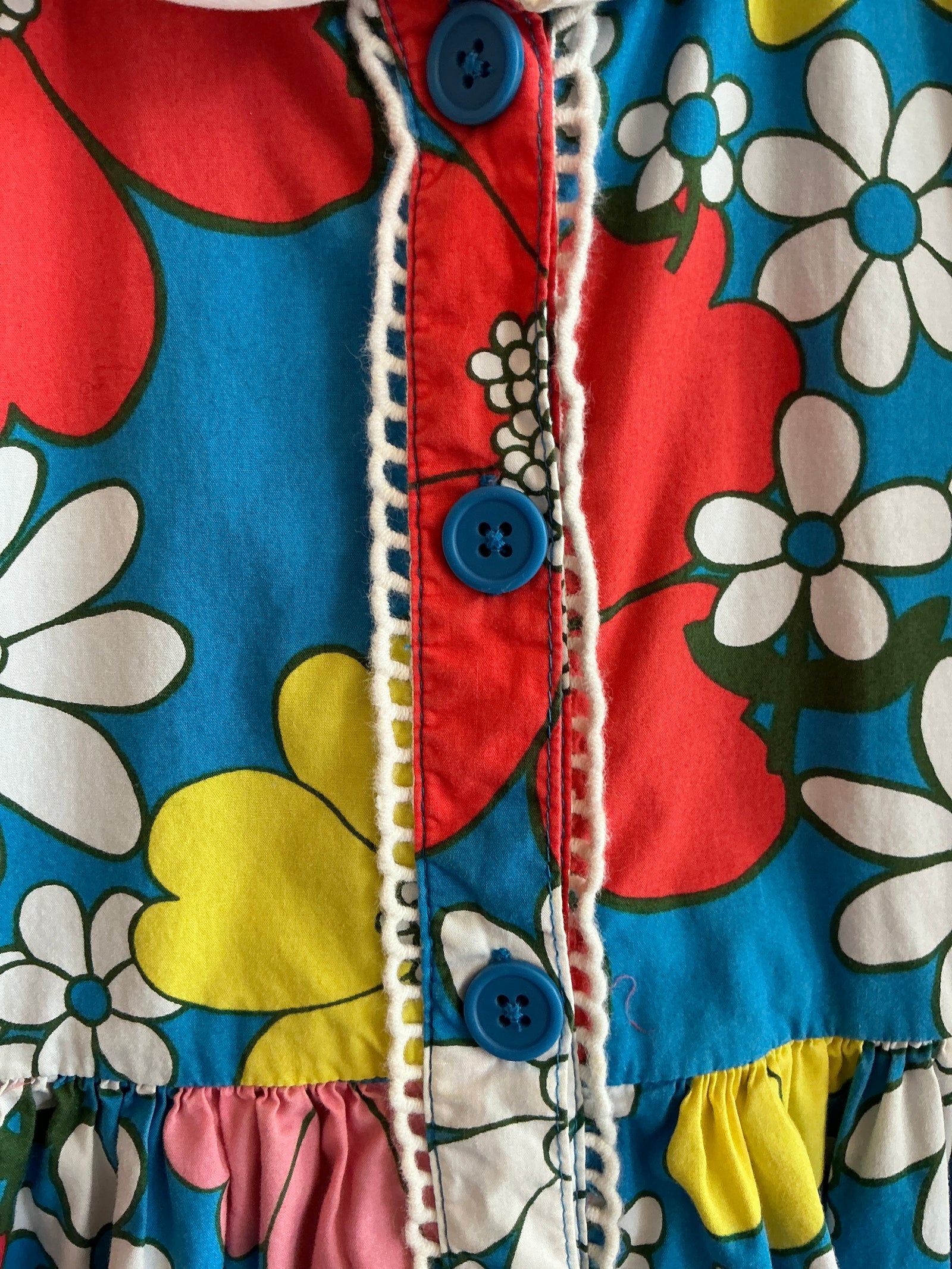 Mini Boden Bright Floral Peter Pan Collar Dress / 6-7 Years