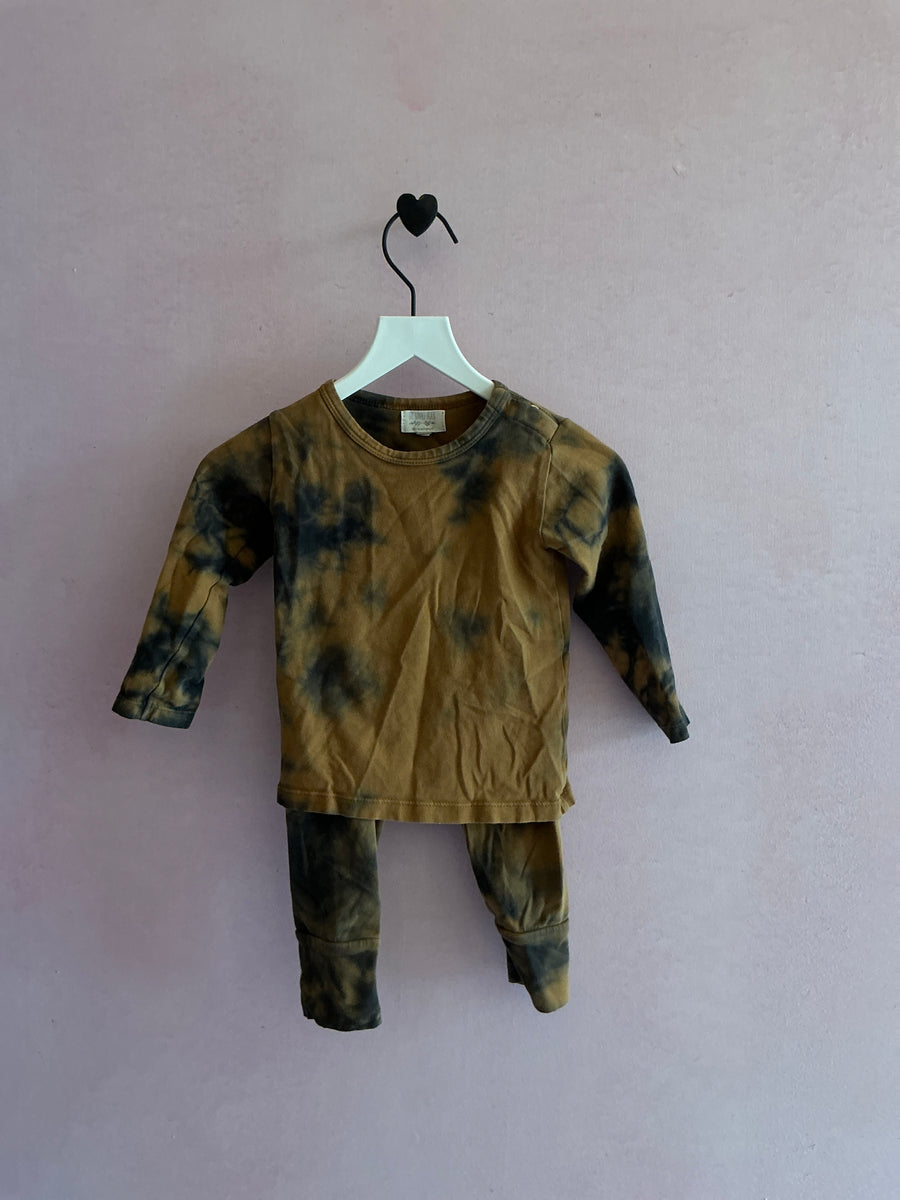 The Simple Folk Black and tan tie dye Two-Piece Set / 9-12 months