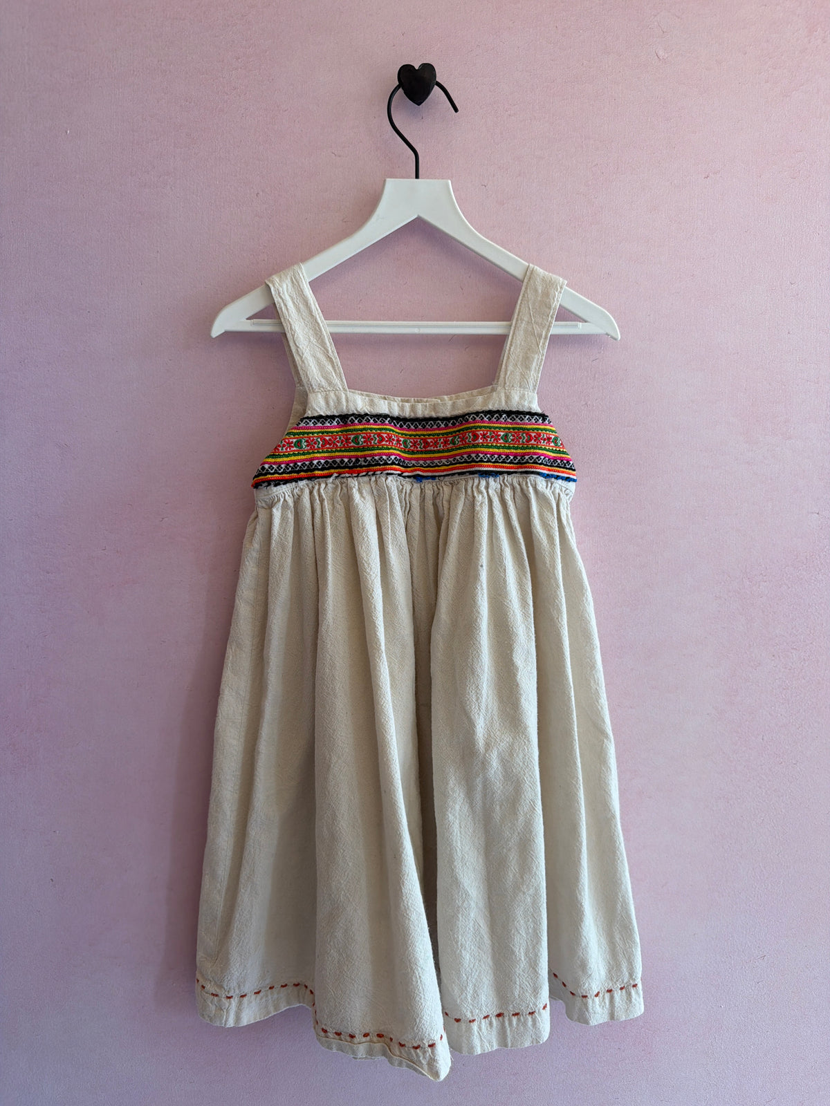Folk Eastern European with Heart Embroidery Dress / 3T (play condition)