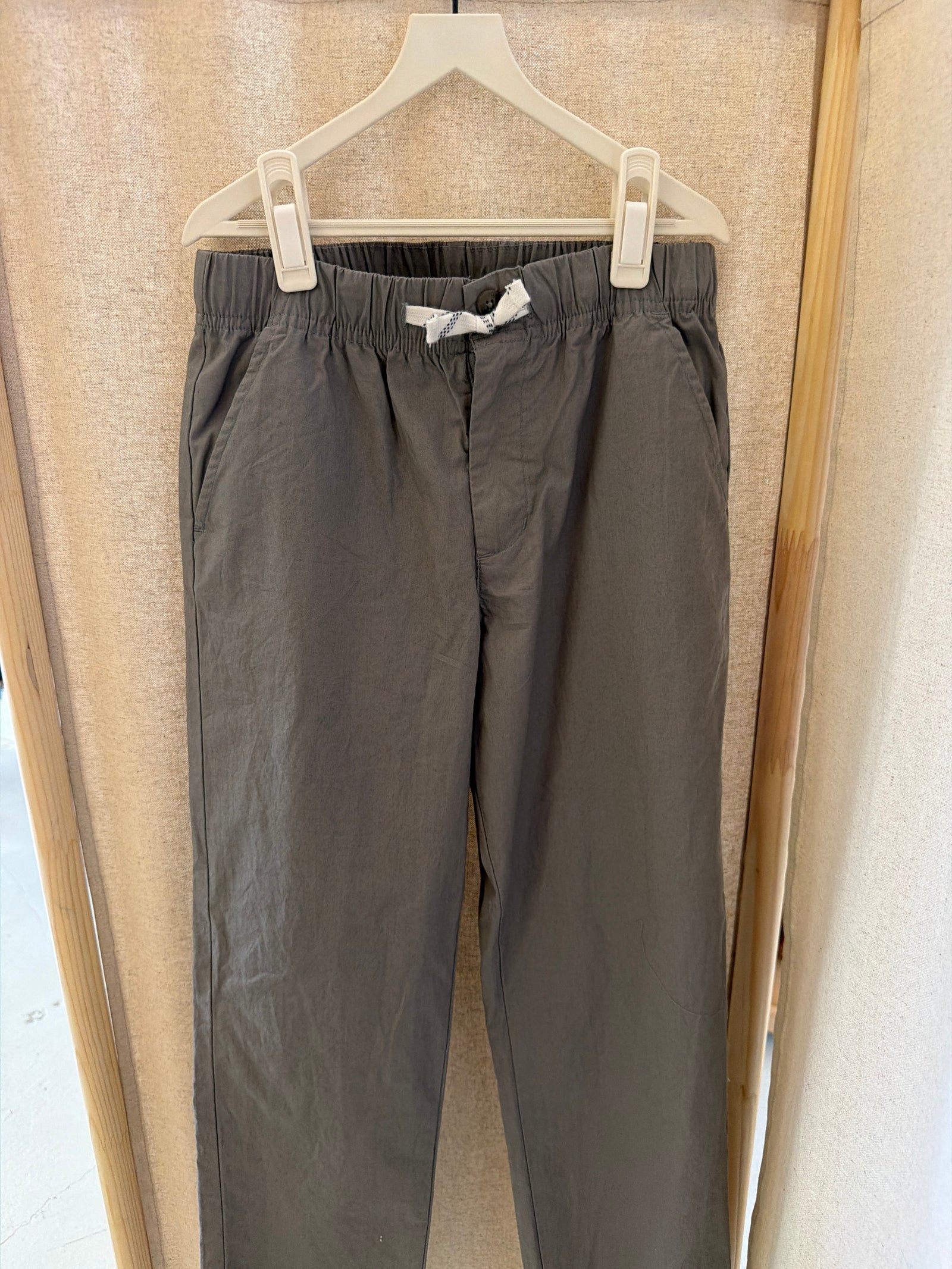 NWTs janie and jack Taupe Pants / 10