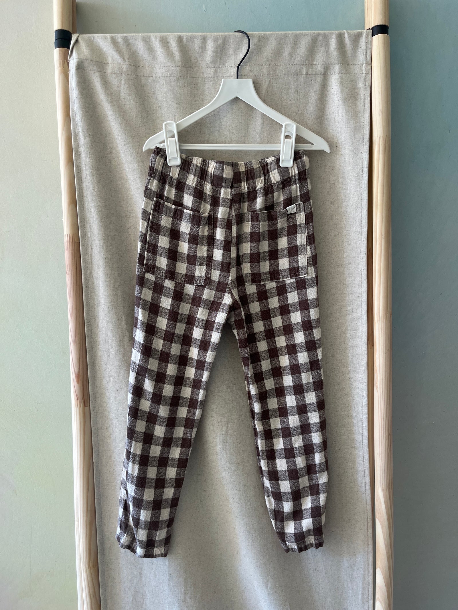 Rylee + Cru Brown and white checkered Pants / 6-7 Years