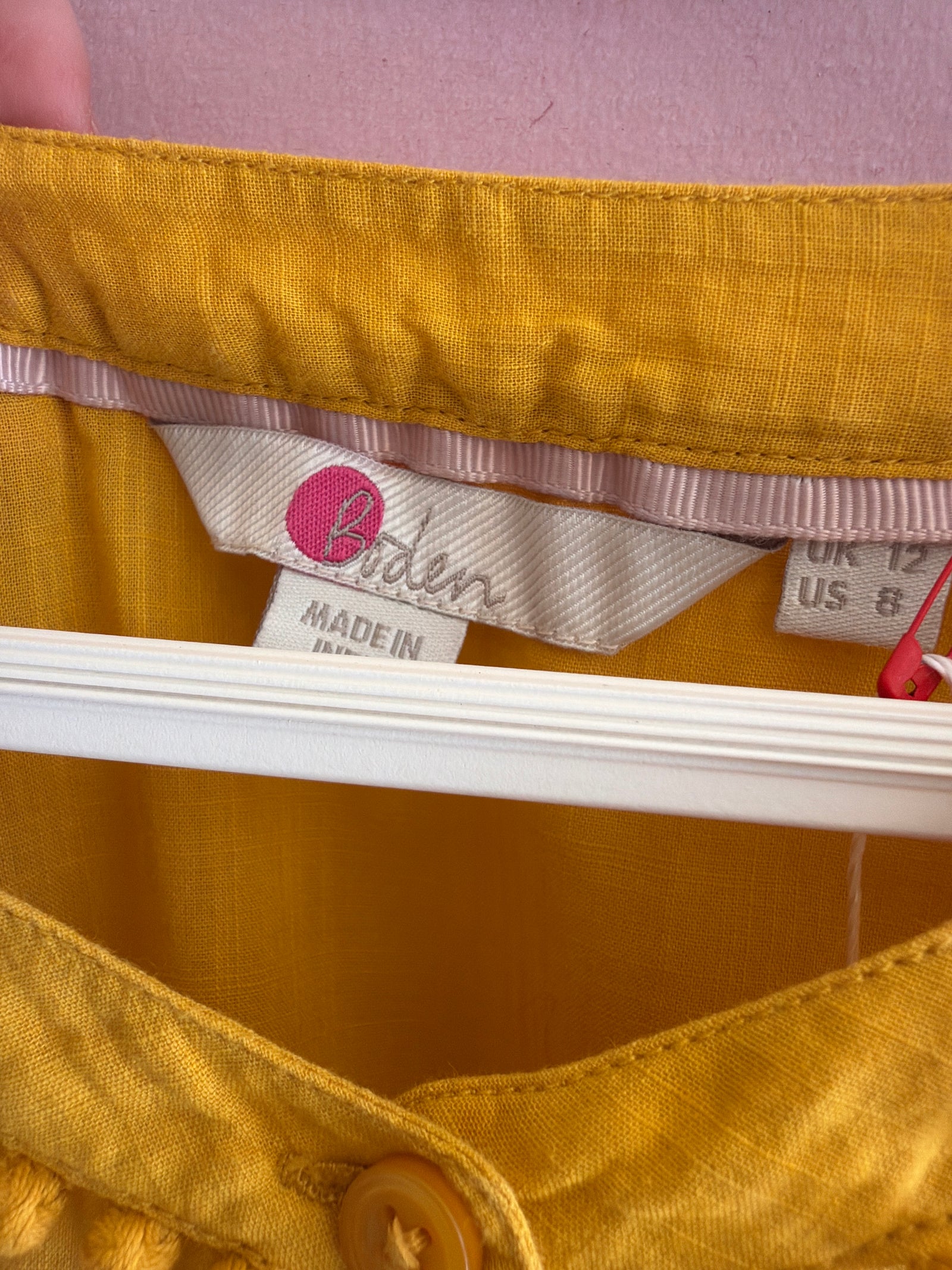 Boden Mustard Dot Collar Blouse / Women's 8
