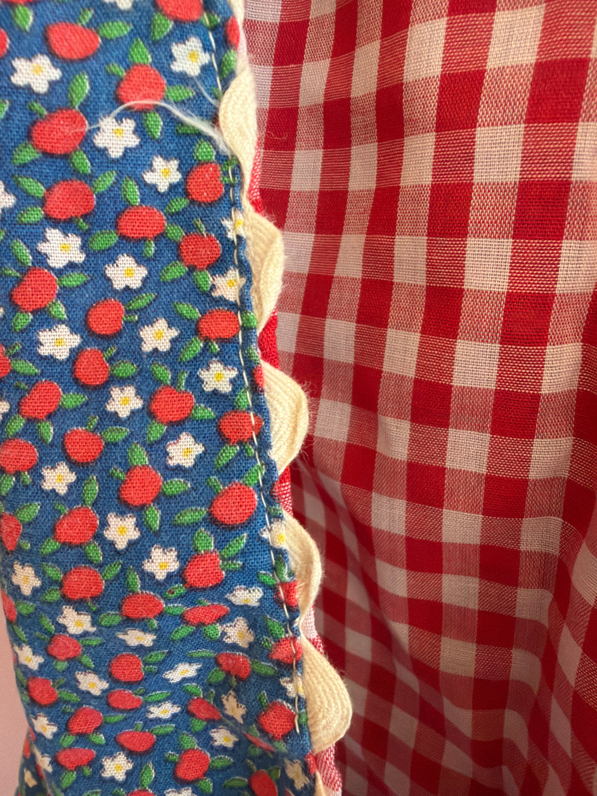 vintage Apples & Red Plaid Reversible Smock Apron / 8