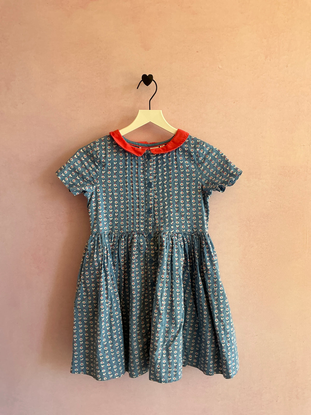 mini boden Stars Doves Peterpan Collar Dress / 6-7 Years