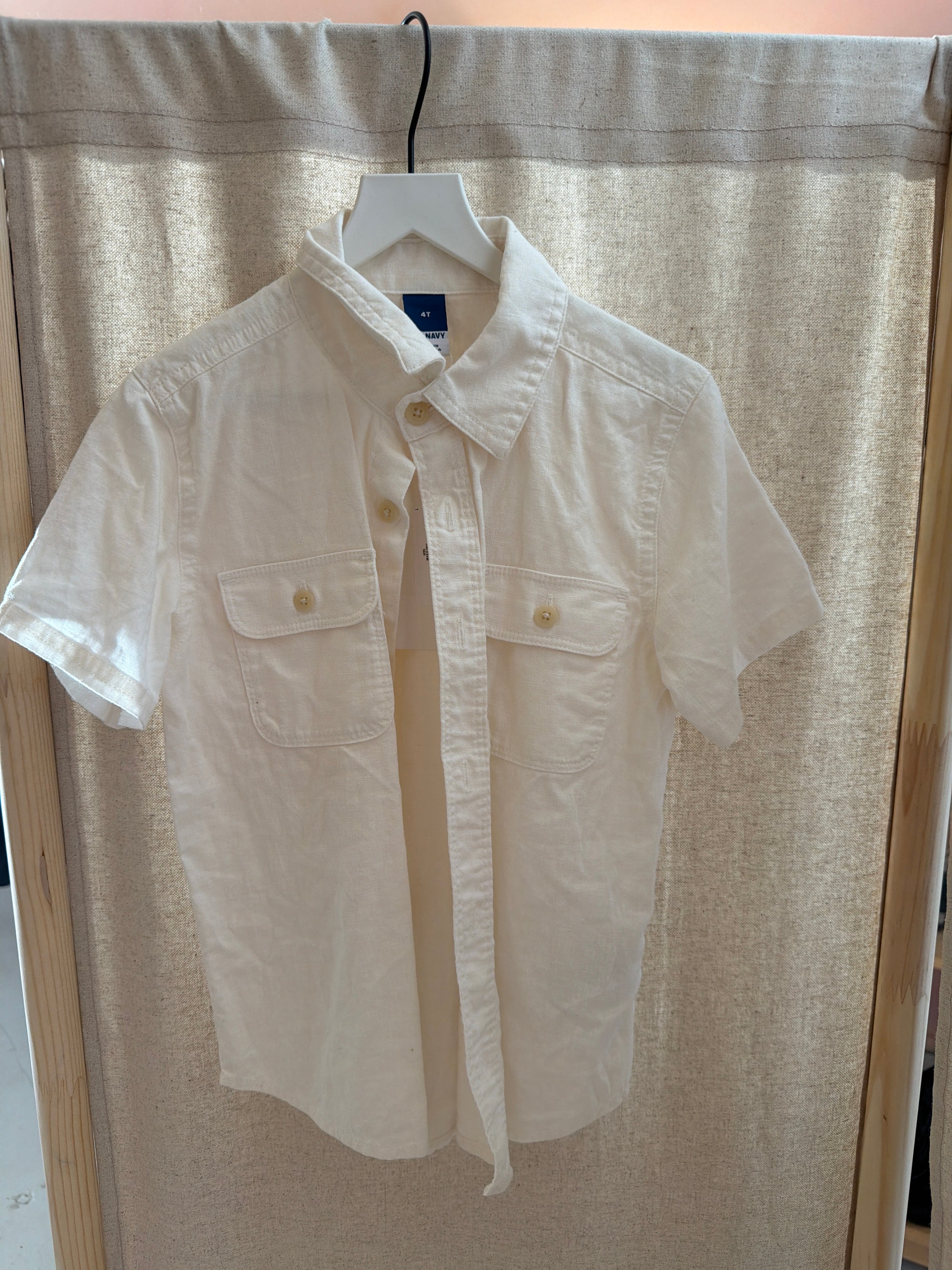 Old Navy White Button Down / 4T
