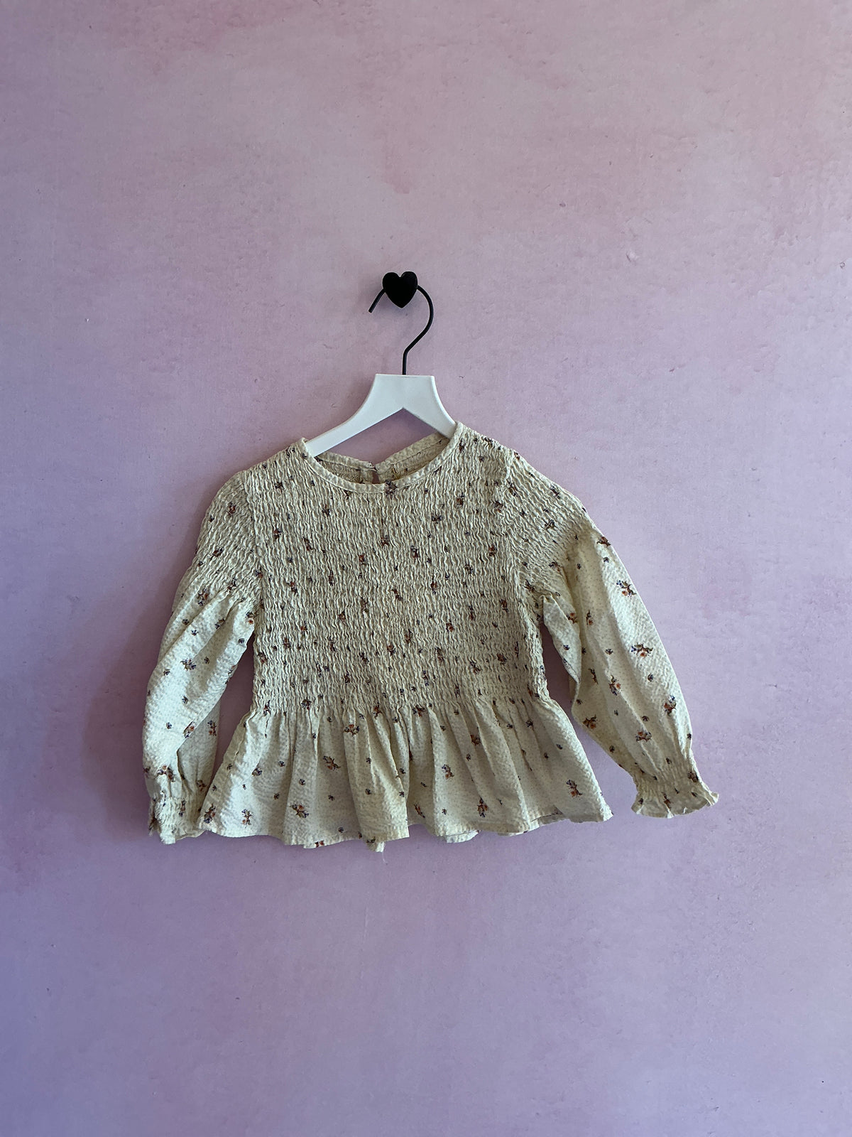 Konges Sløjd Cream Smocked Floral Blouse / 2