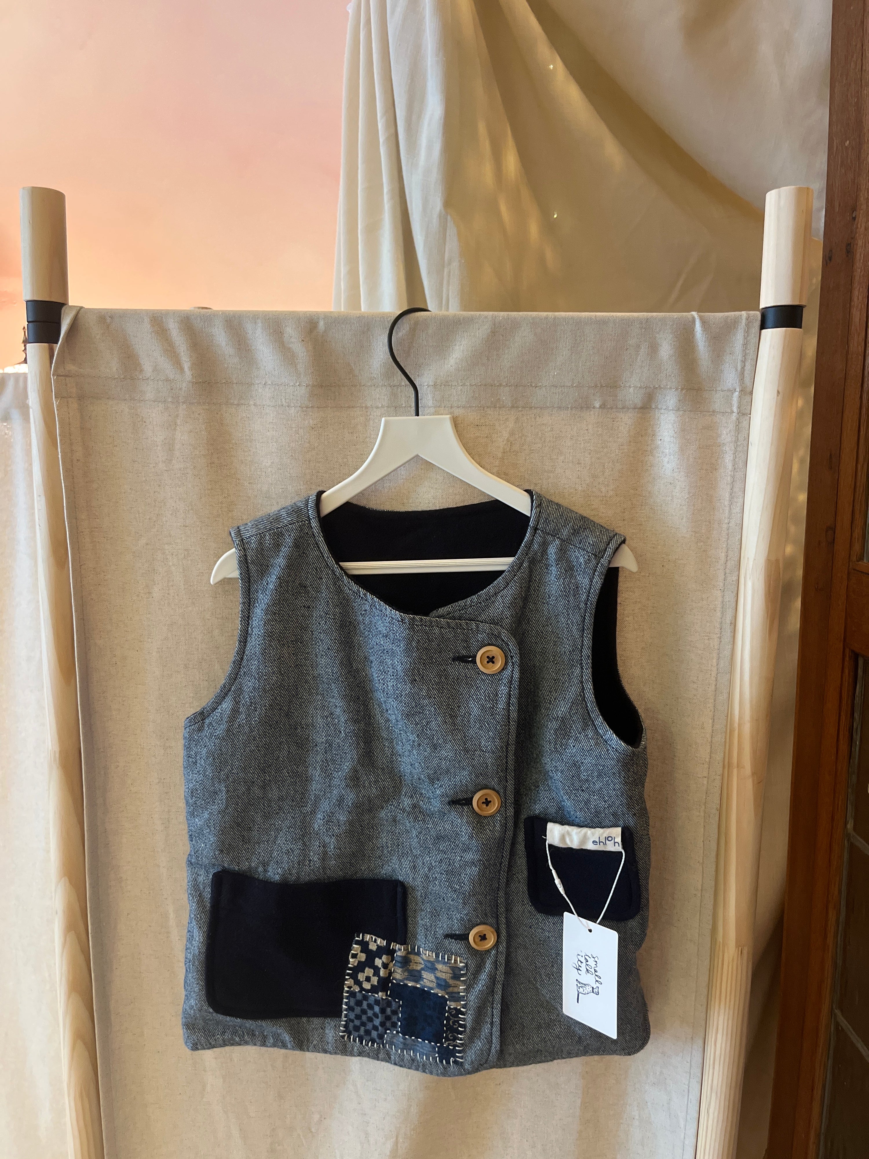 Denim Wood Button Patched Vest / 4-6