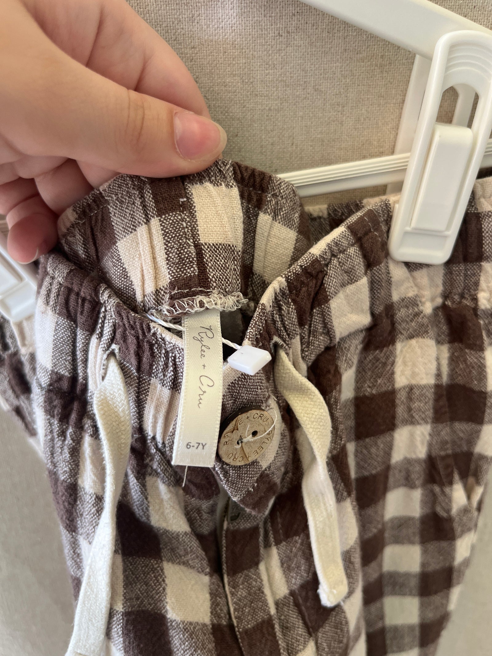 Rylee + Cru Brown and white checkered Pants / 6-7 Years
