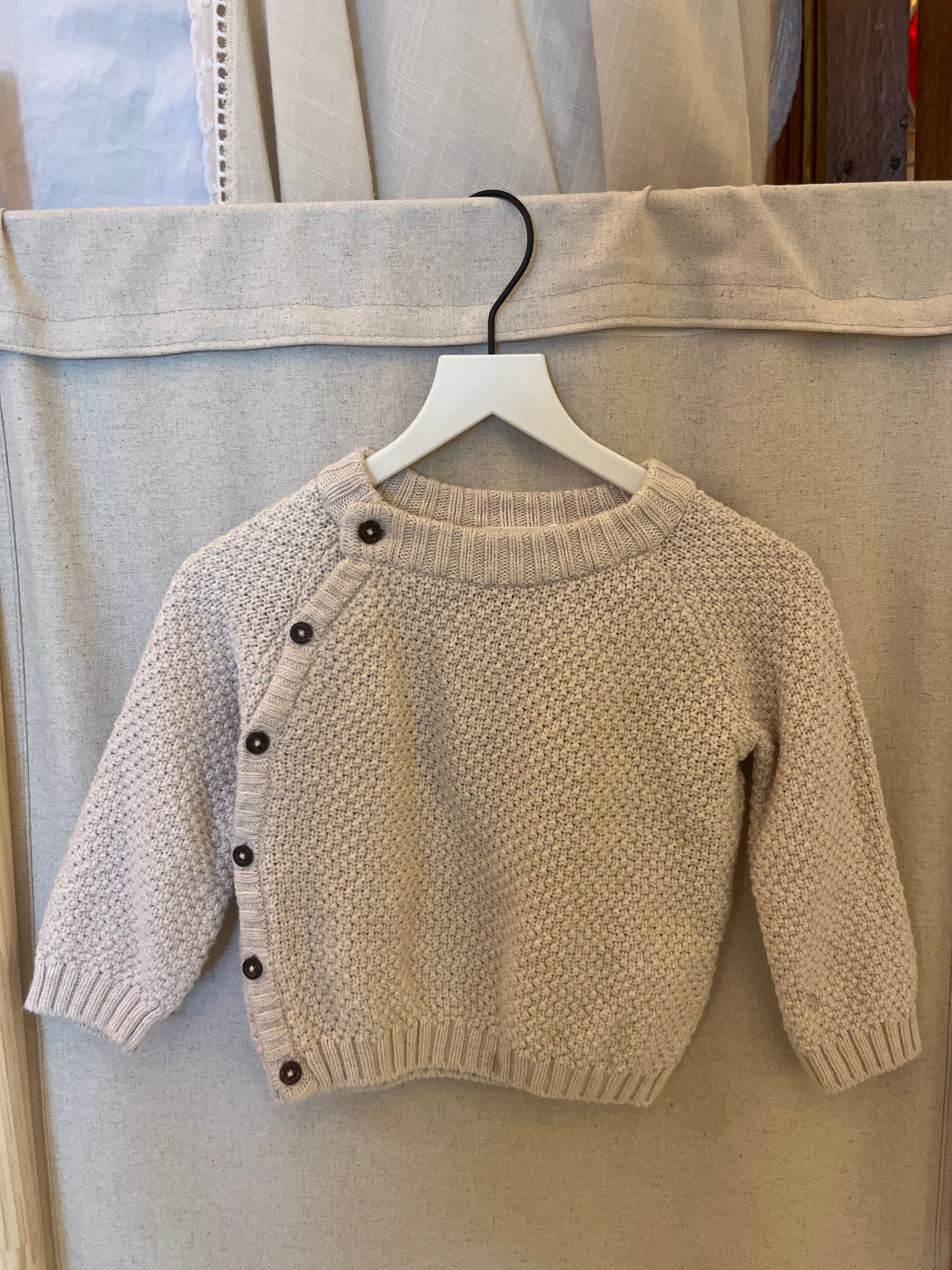 Kendi (by Colored Organics) Off-white Sweater / 12-18 months