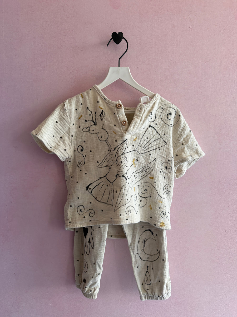 Quincy Mae Muslin Stars 2 Piece Set / 2-3
