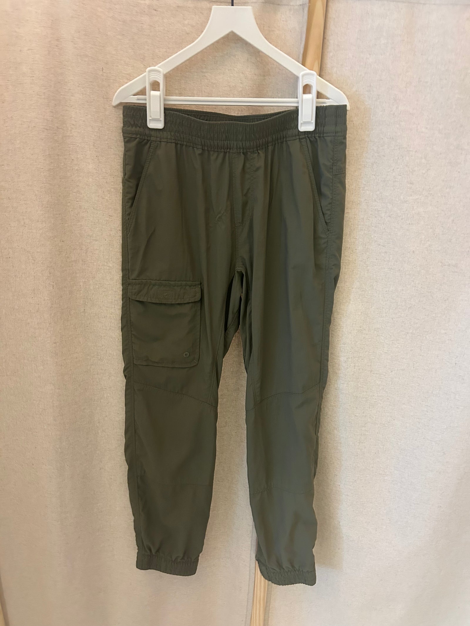 Columbia Olive Trek Pants / 8