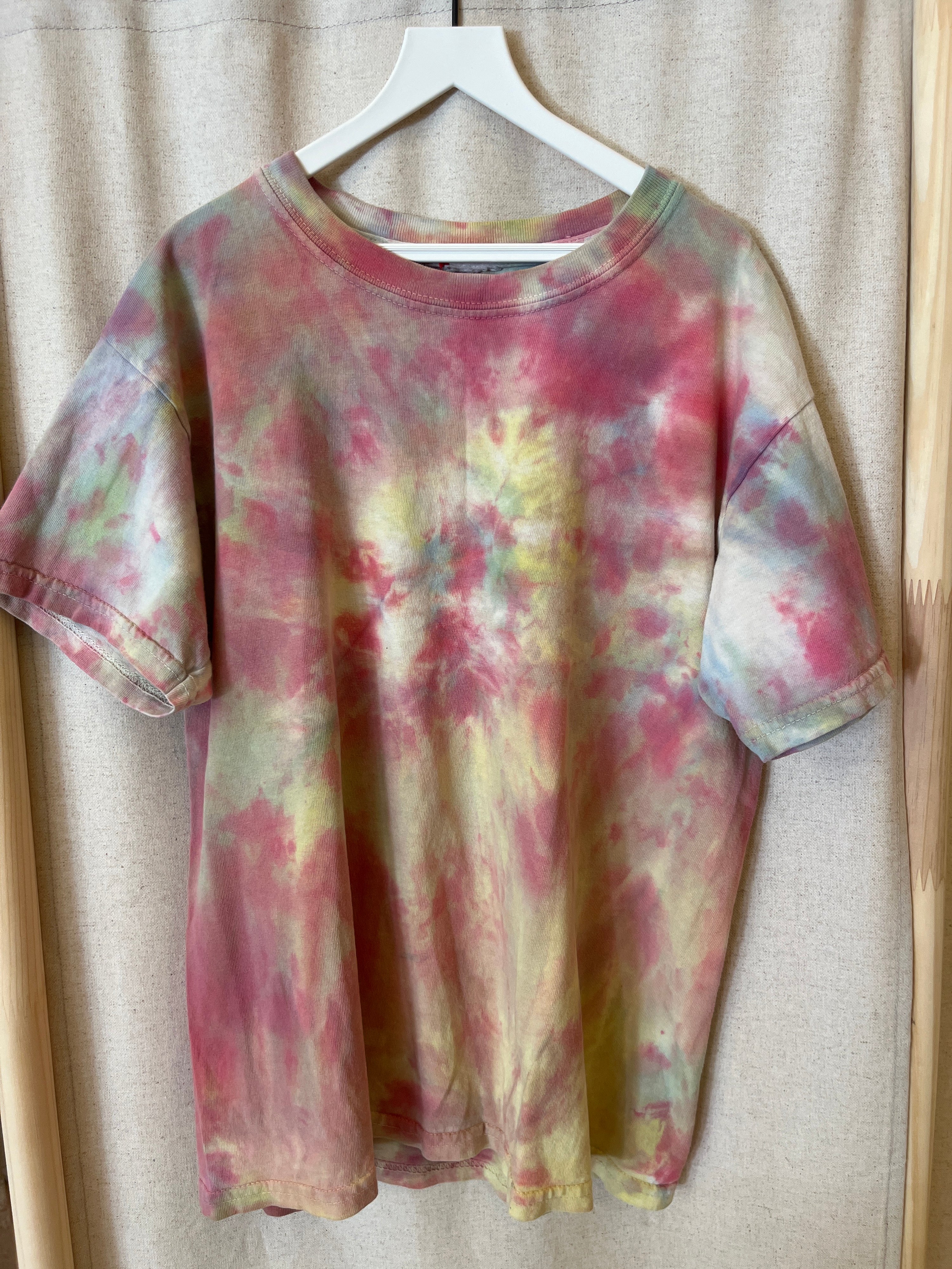 Pastel Tie-Dye T-Shirt / Youth L