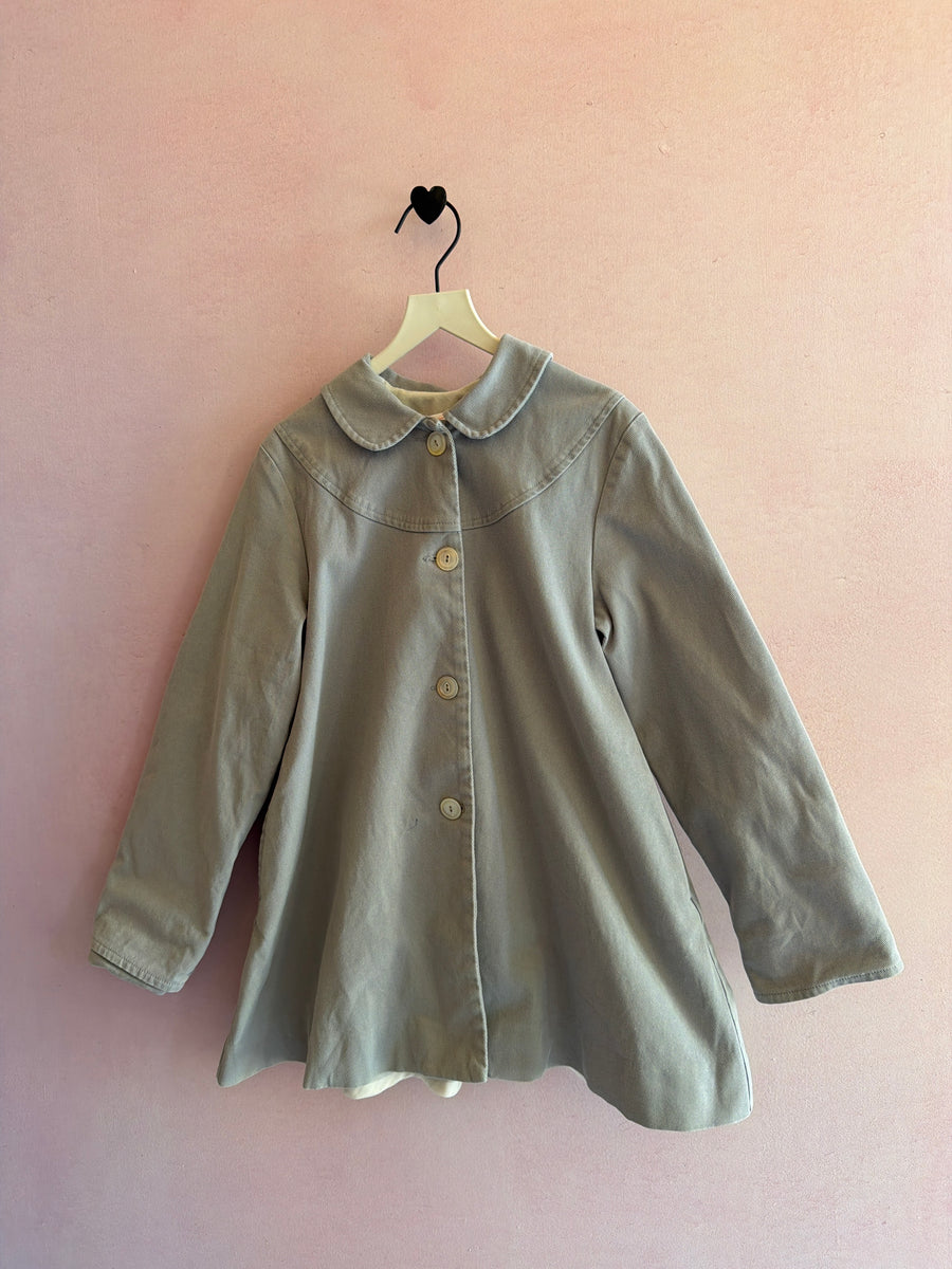 Flora & Henri Smoke Coat / 8 (play condition)