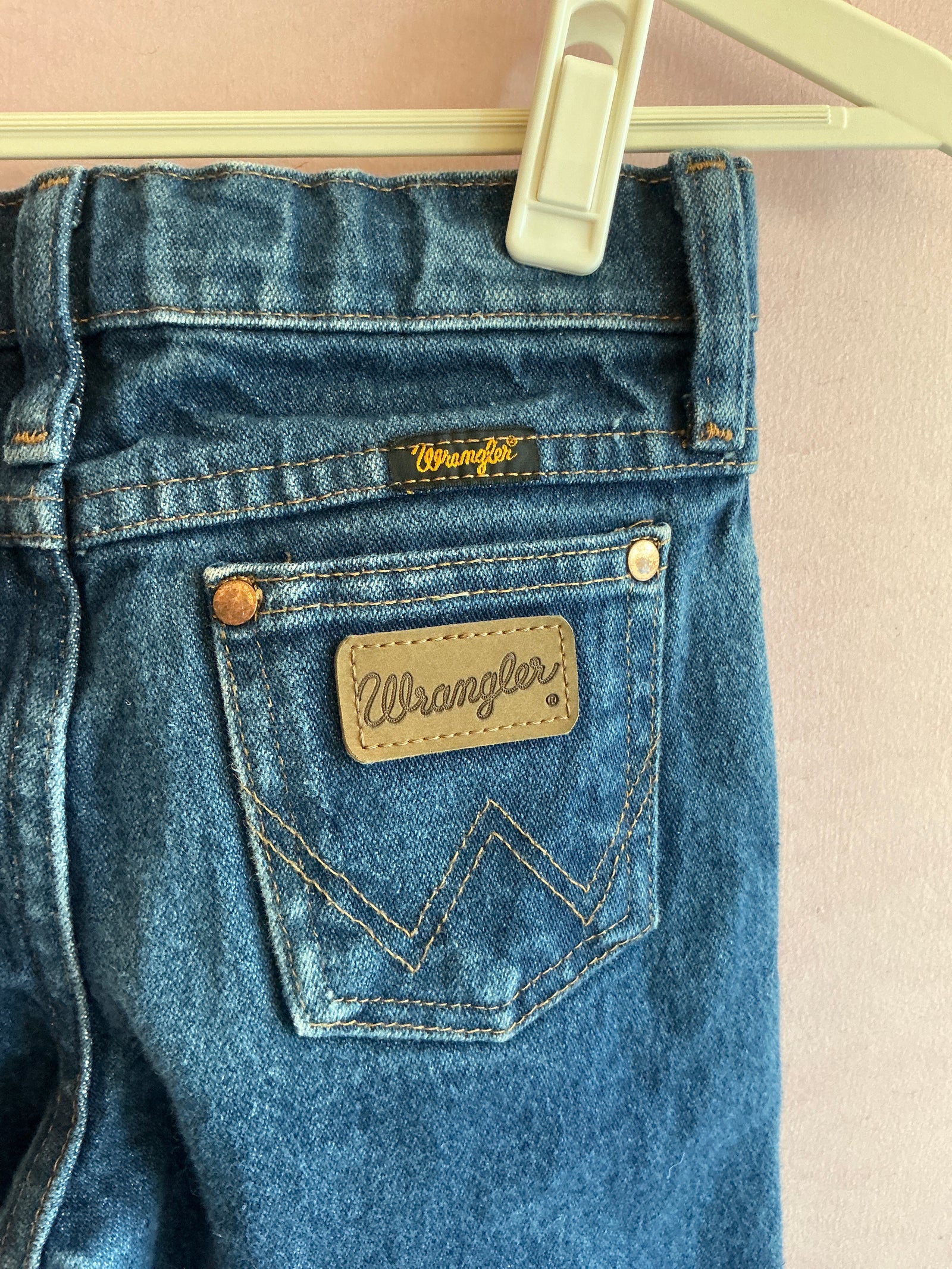 Wrangler Dark Blue Jeans / 7 Slim