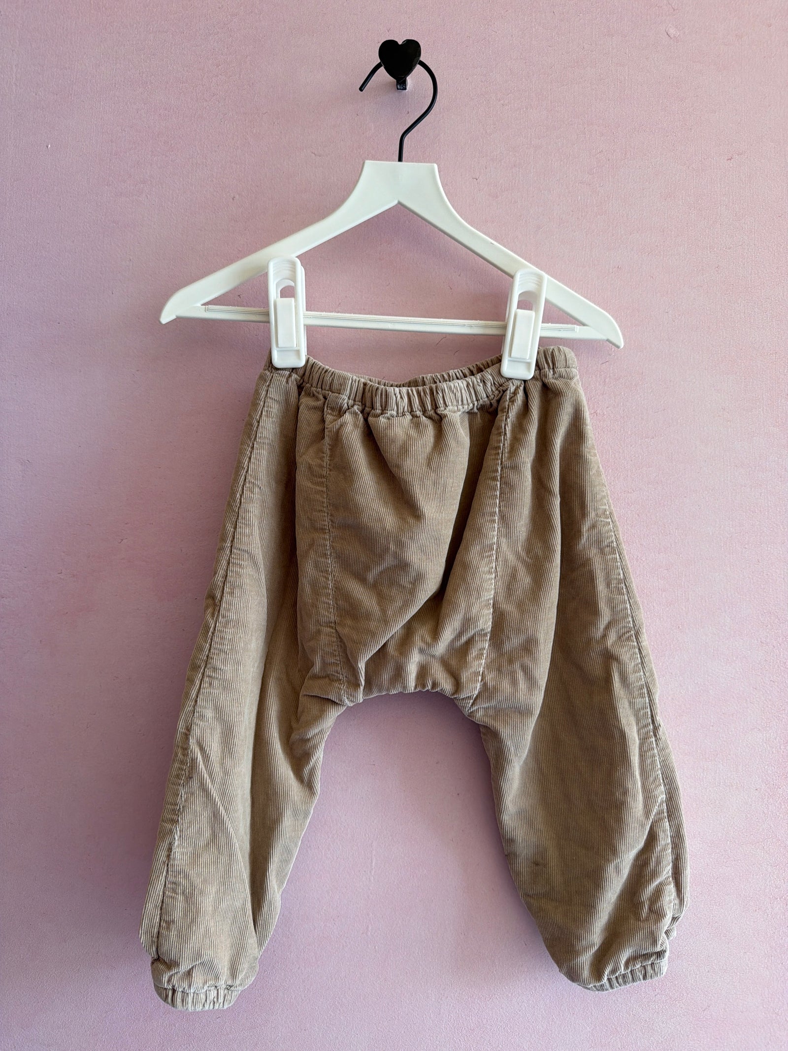 Oliver and Rain Knee patches Corduroy Pants / 18 months (play condition)