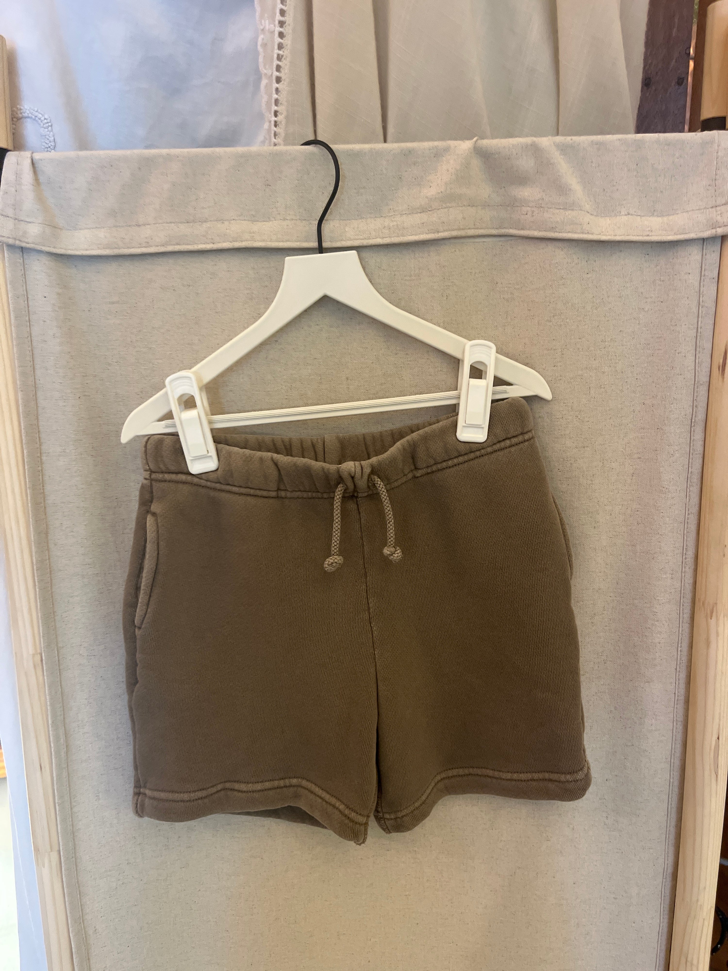 elmwood taupe Sweat Shorts / 4-5