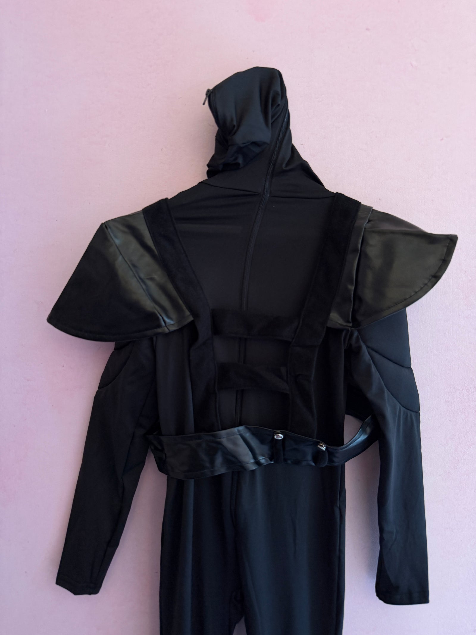 Unknown Black Ninja Costume / Youth small
