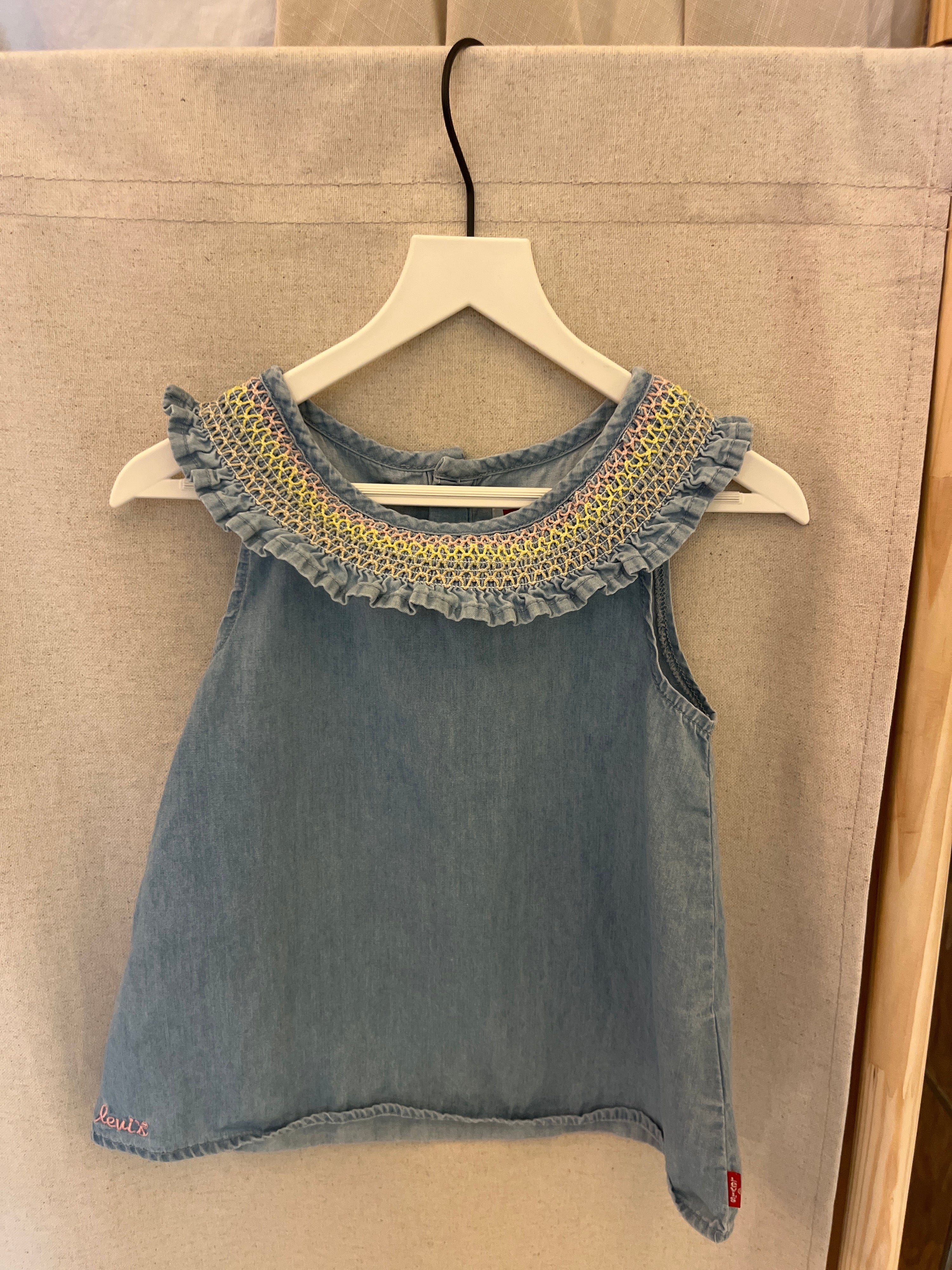 Levi's Rainbow Smocking Top / 2T