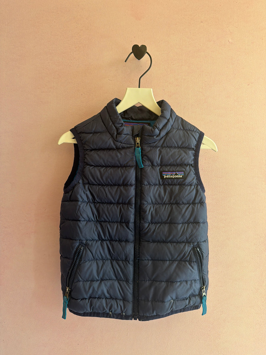 Patagonia Navy puff vest / 2