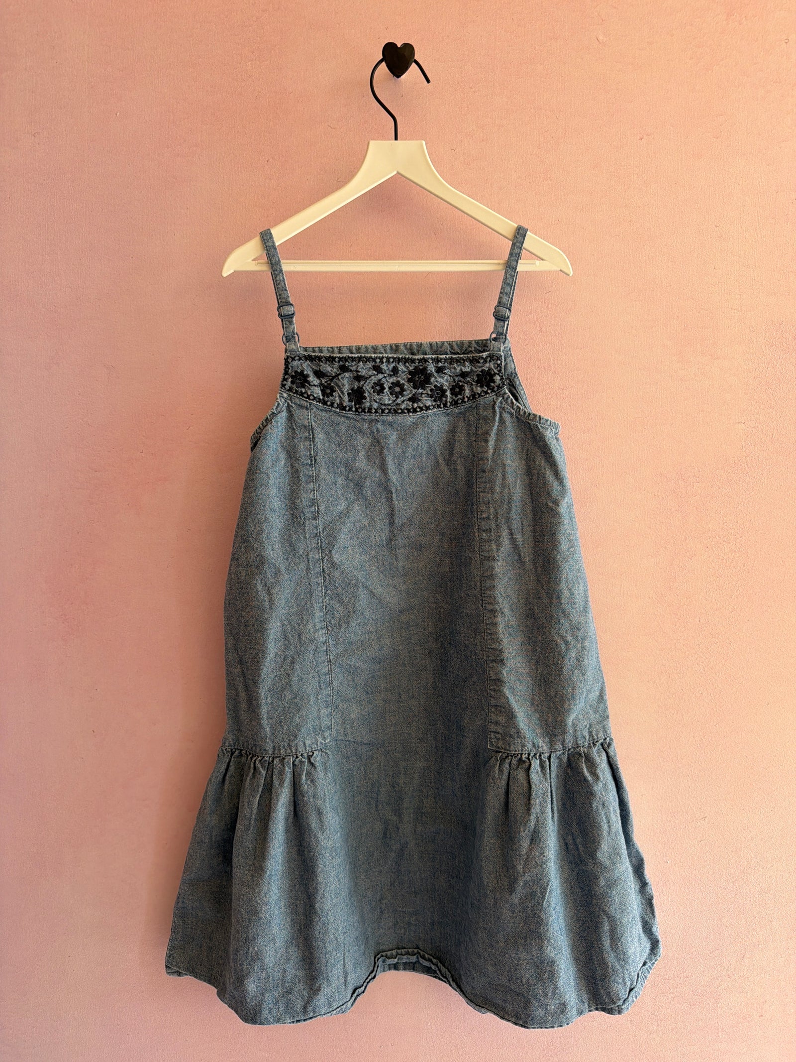 gap Chambray Navy Embroidery Dress / 6-7 Years