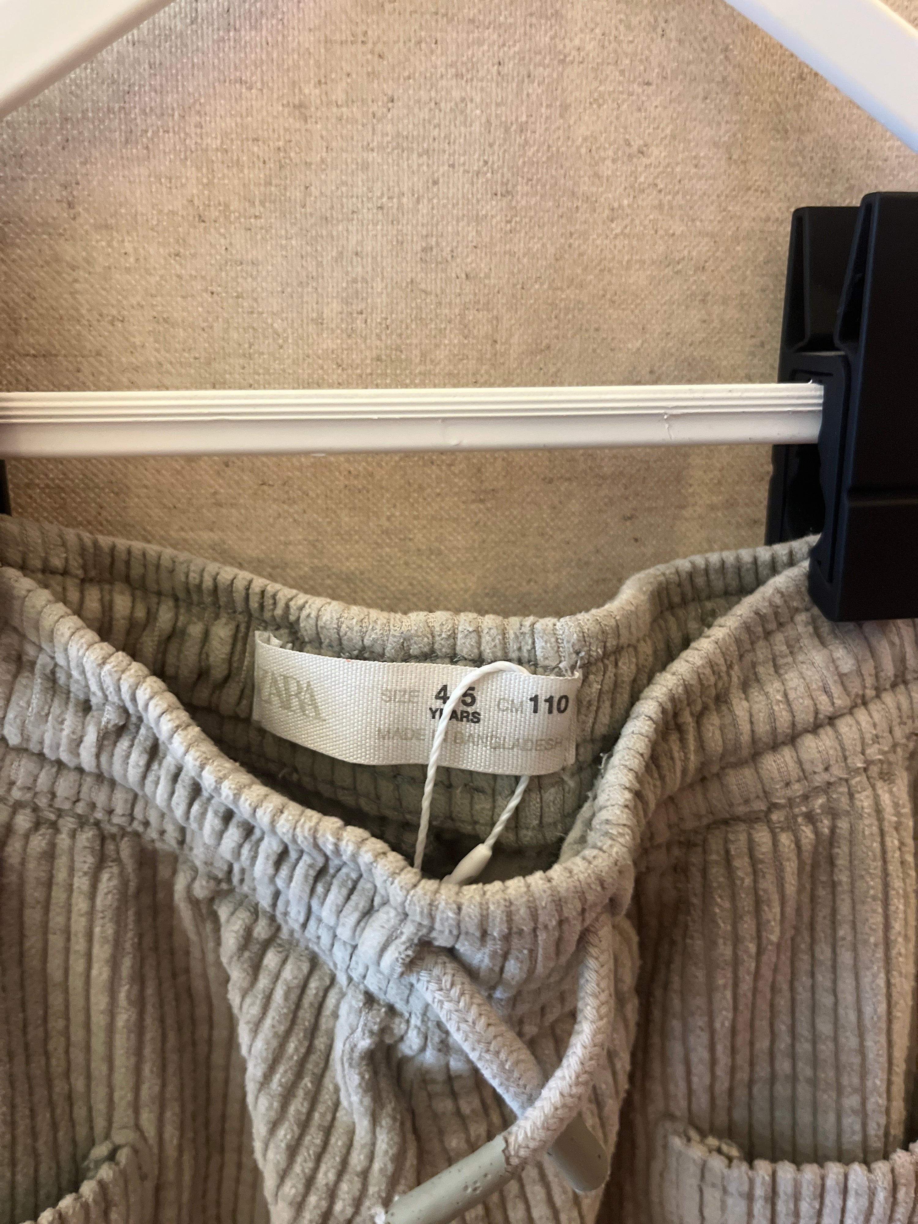 hand adorned zara cords / 4-5 years