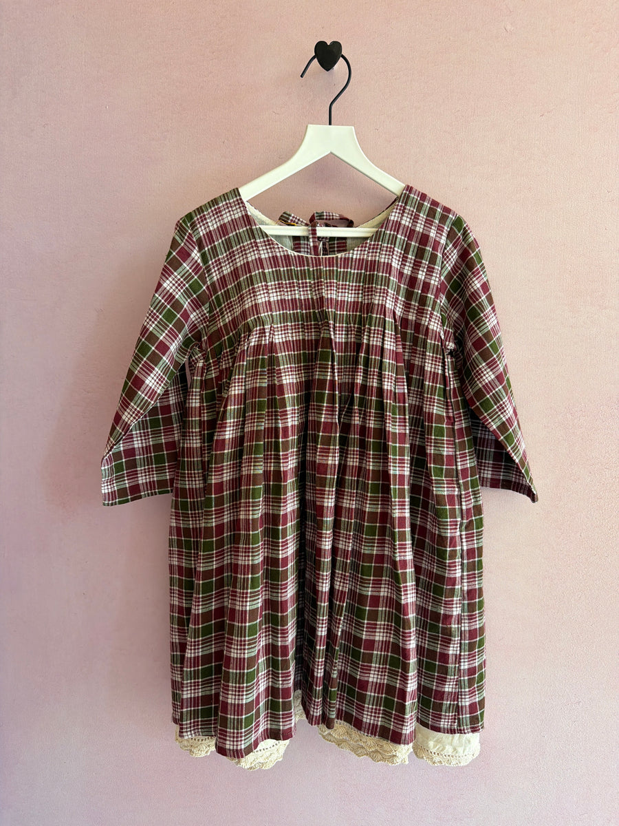 NWOTs Love the World Today India Burgundy Plaid Crochet Trim Dress / 6
