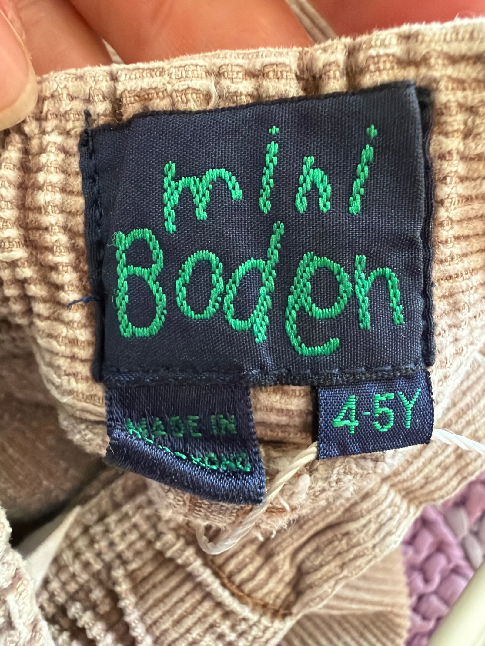 Mini Boden Almond Cords / 4-5 years