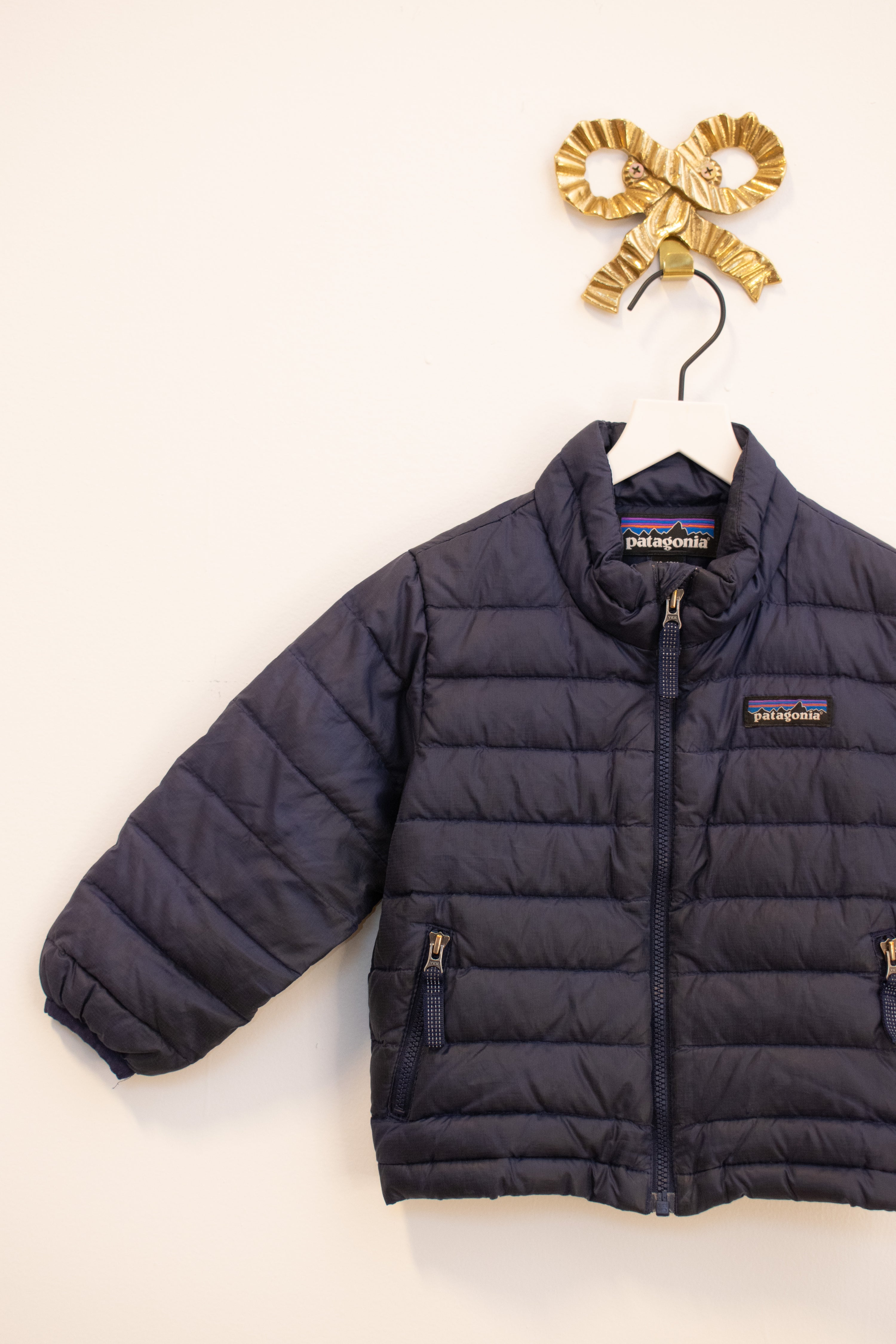 Patagonia Navy Puffer / 12-18 months