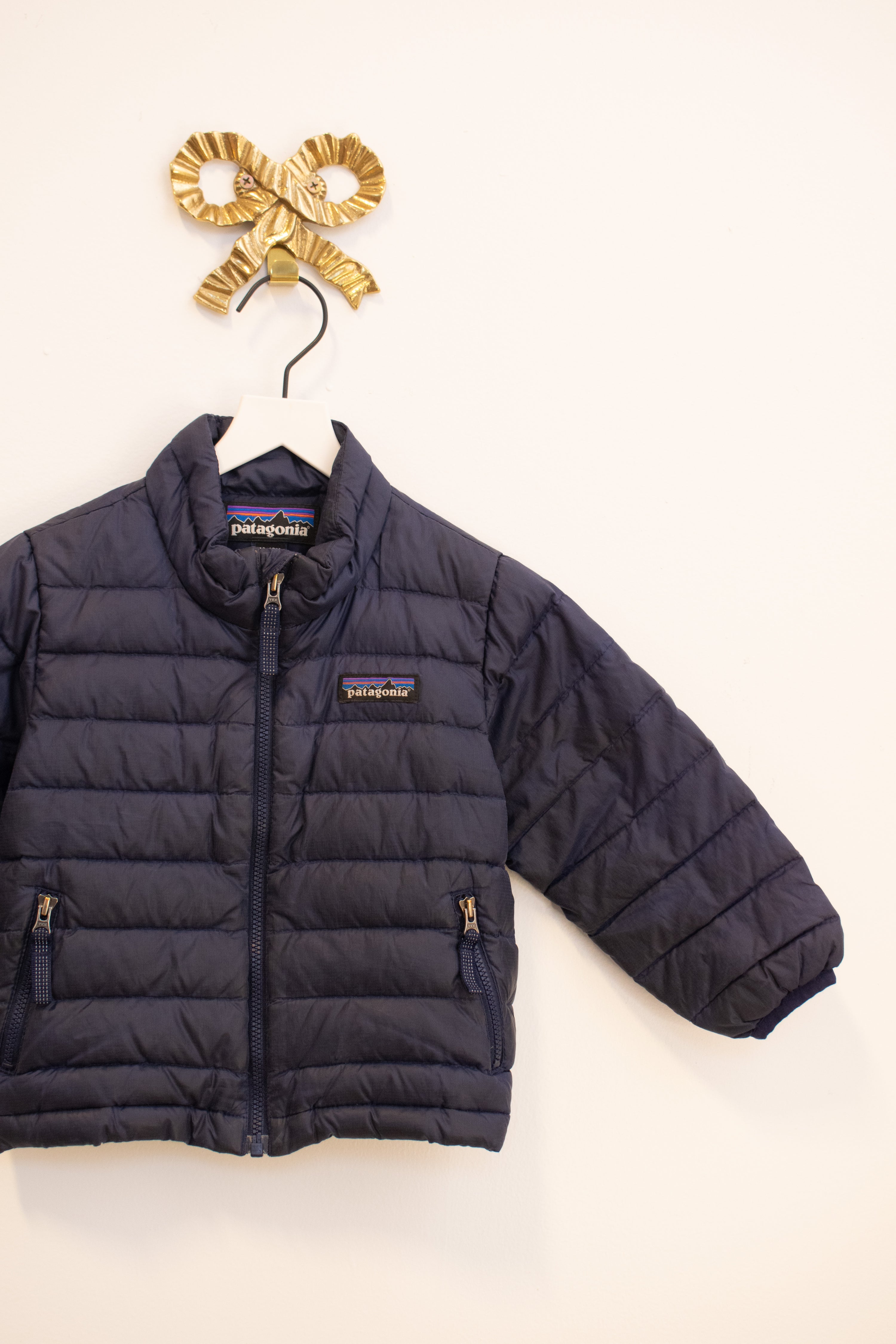 Patagonia Navy Puffer / 12-18 months