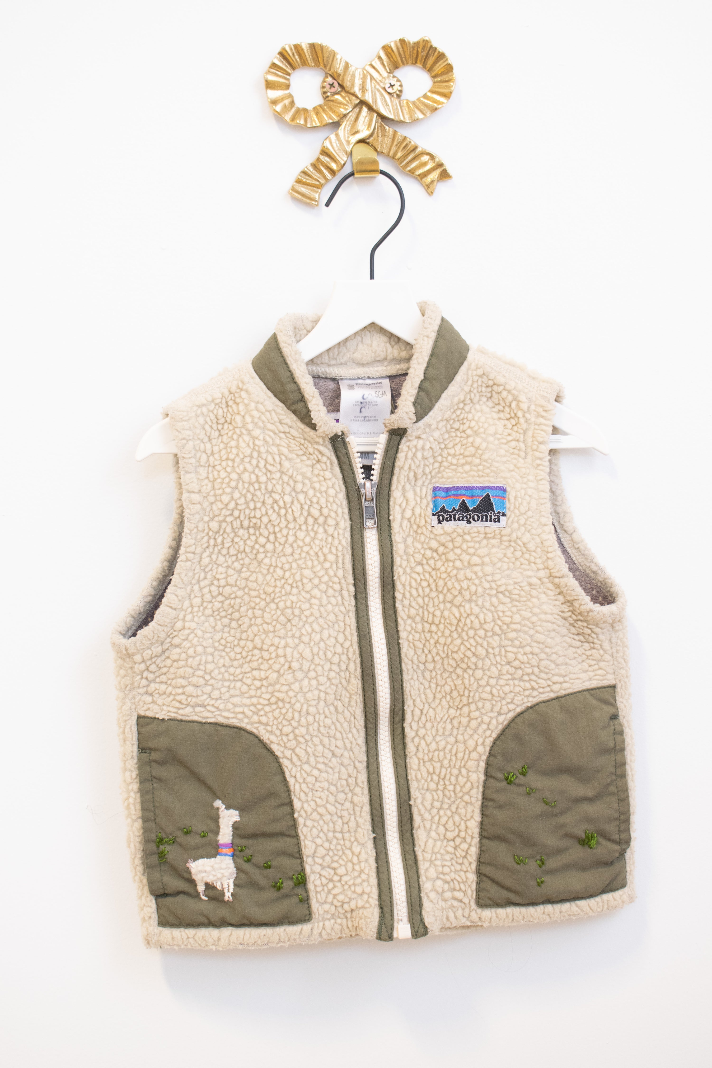 Patagonia Creative Mending Beige and Olive Fleece Vest / 24 months