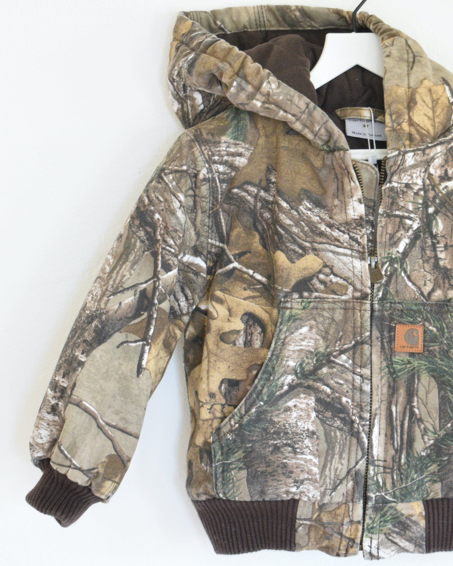 carhartt coat / 2T Camo