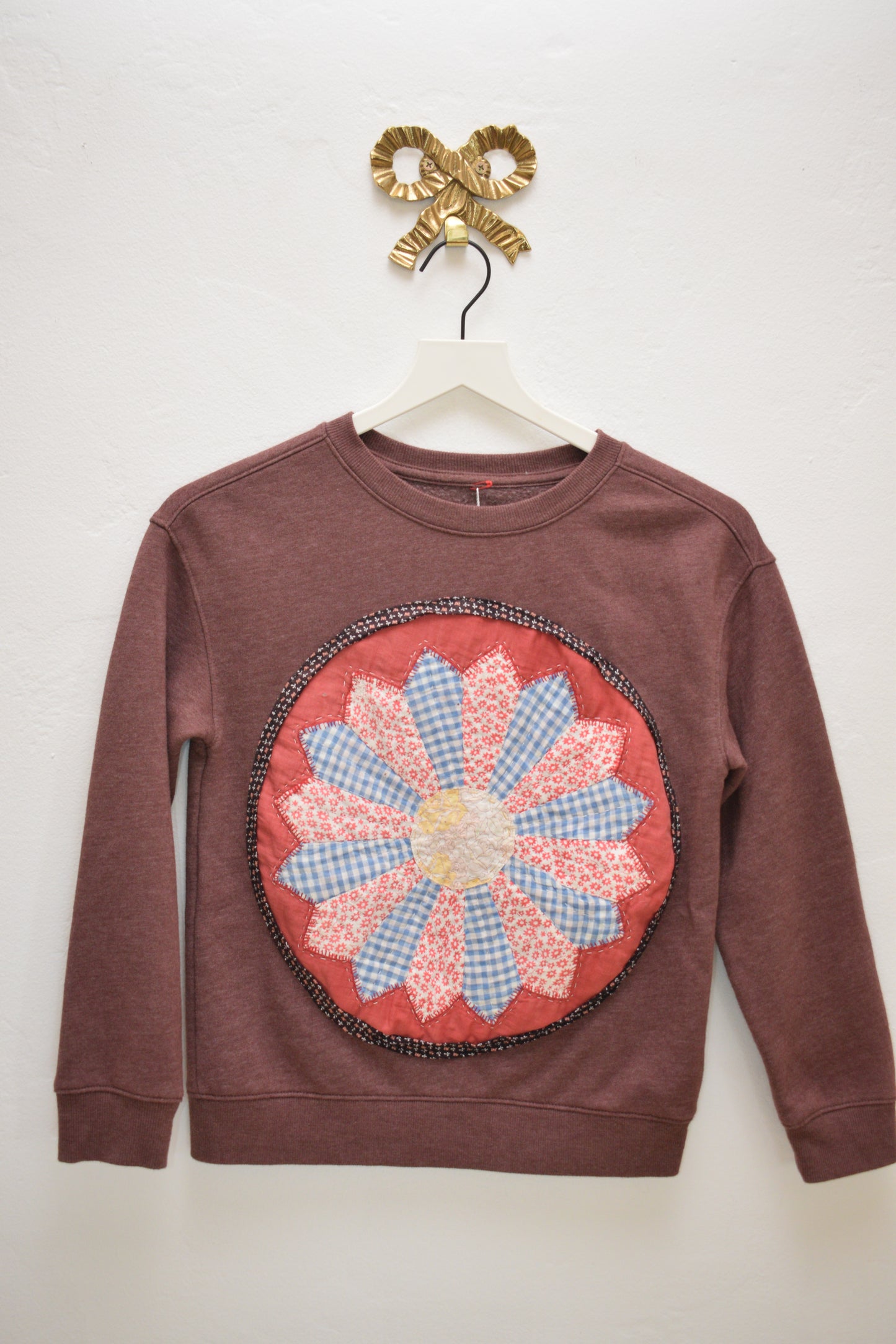 ASA Red Wood Quilted 6 Pointed Star Sweatshirt / 8