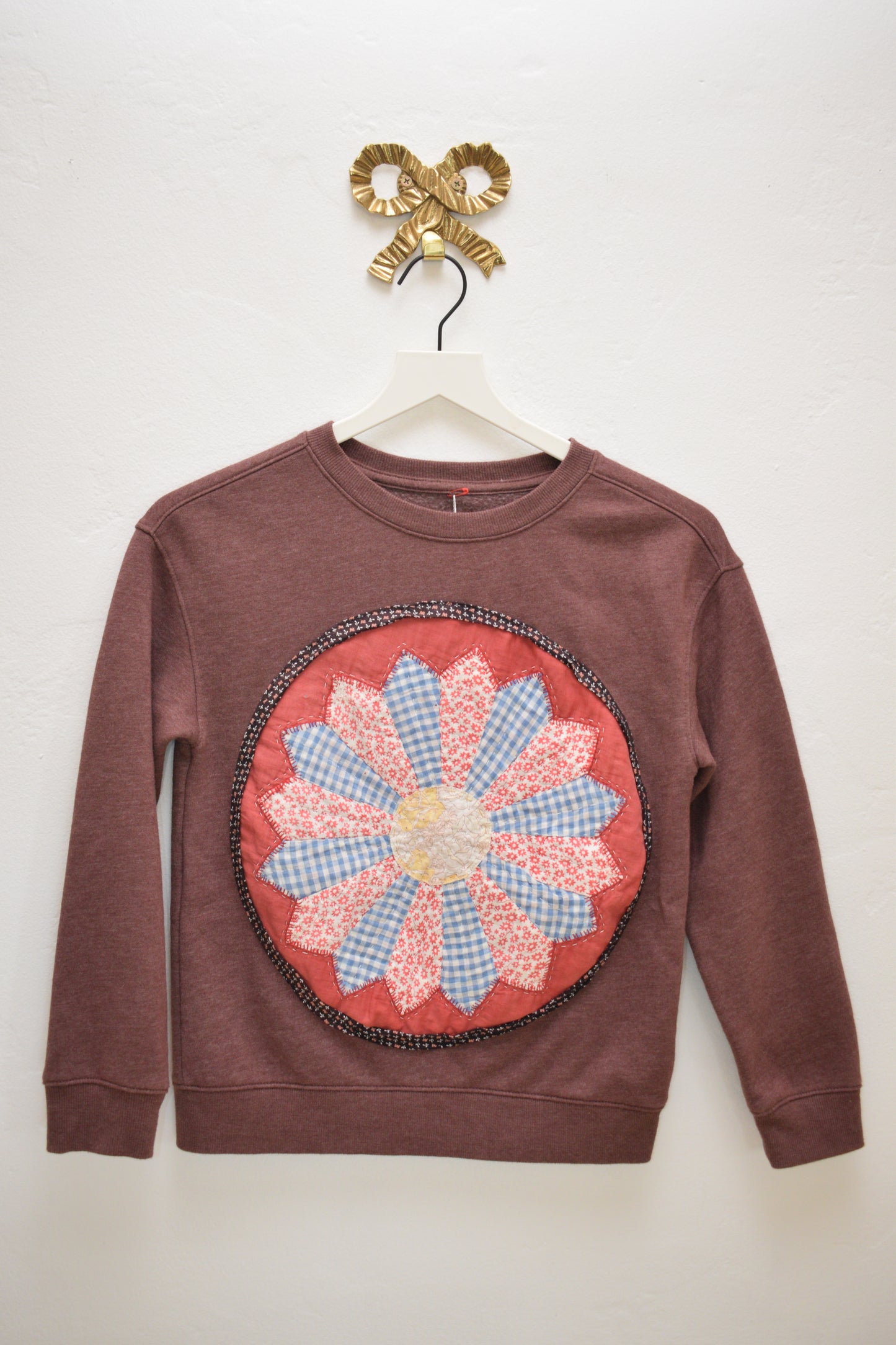 ASA Red Wood Quilted 6 Pointed Star Sweatshirt / 8