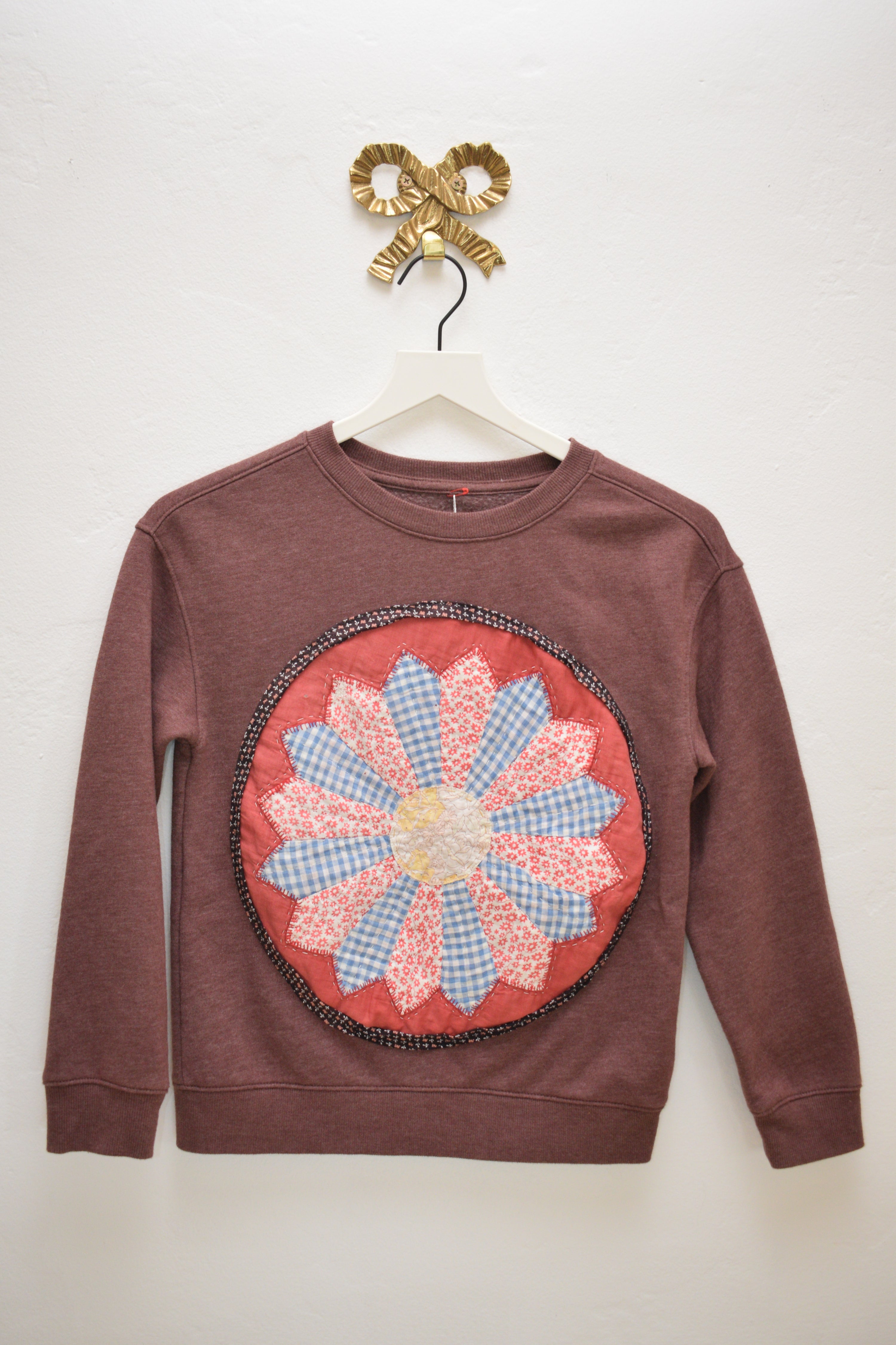 ASA Red Wood Quilted 6 Pointed Star Sweatshirt / 8