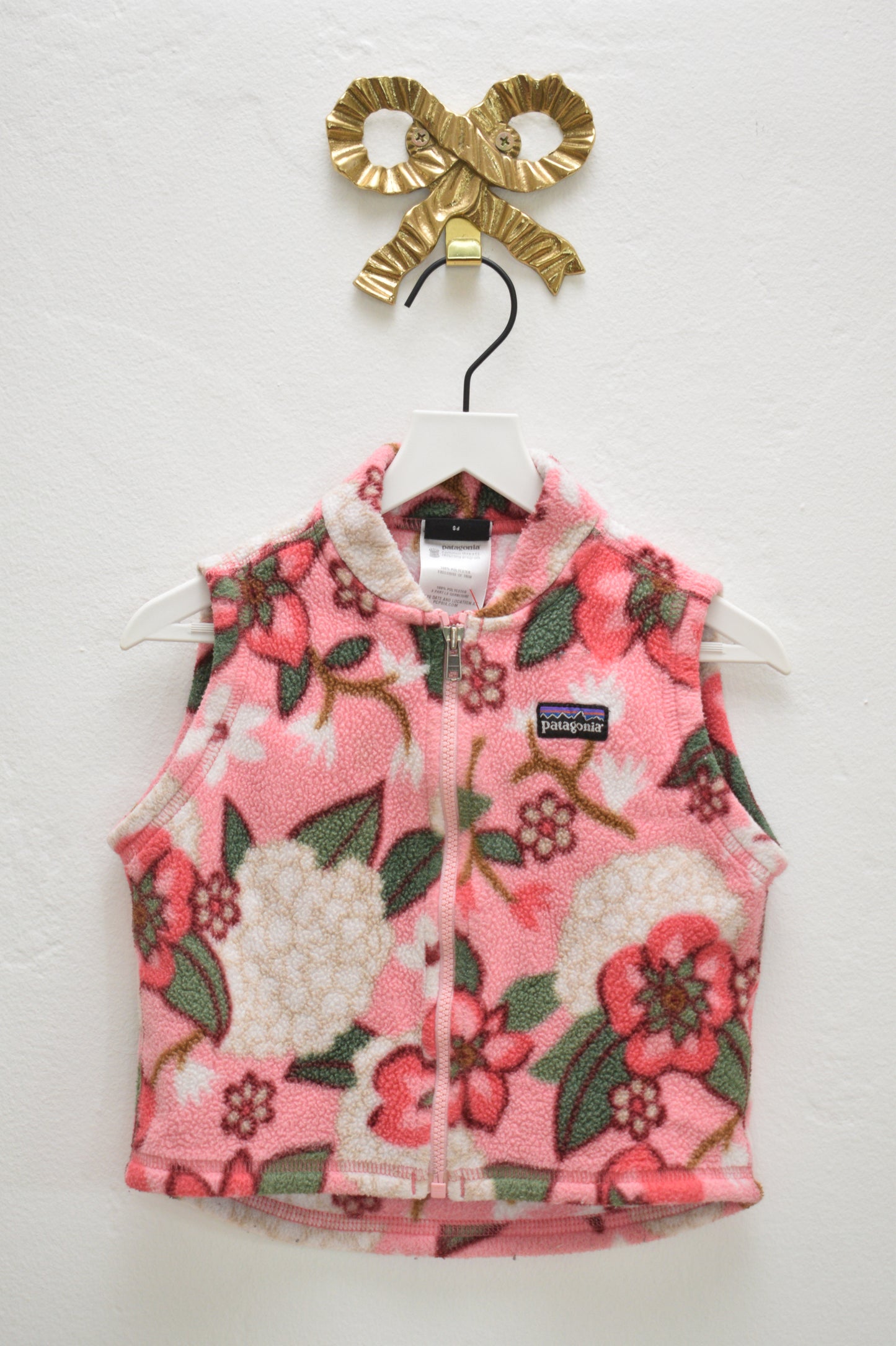 Patagonia Floral Vest / 12 months