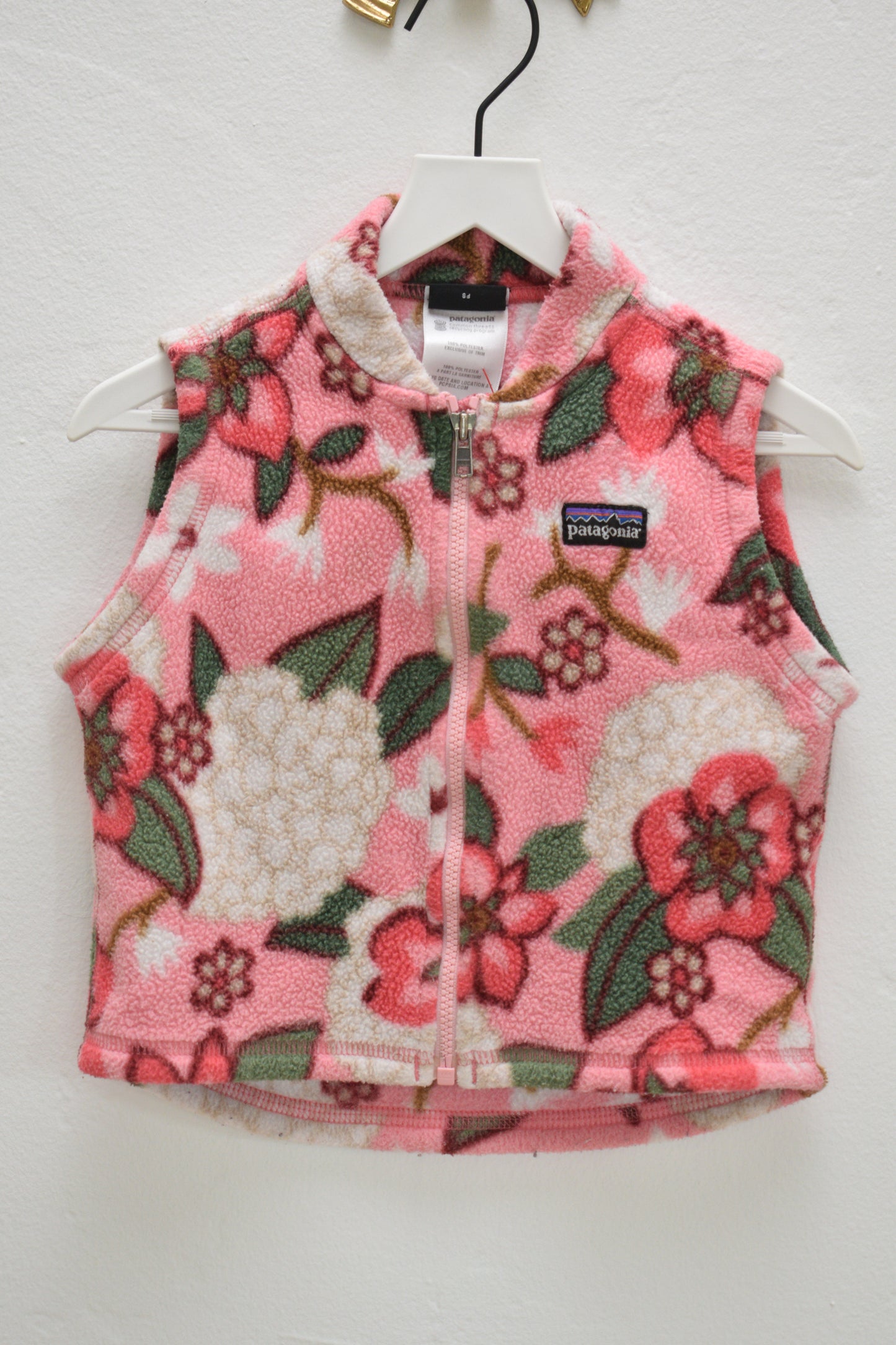 Patagonia Floral Vest / 12 months