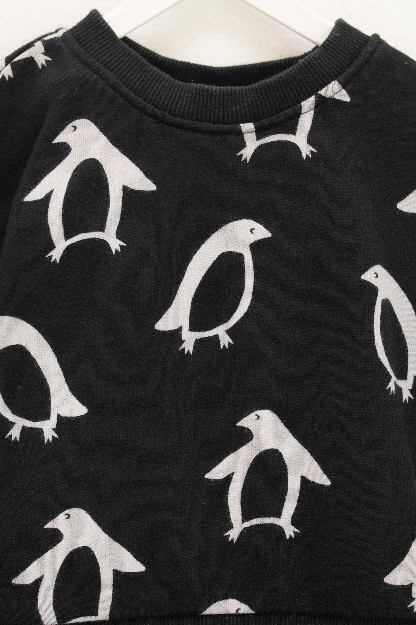 Hanna Andersson Penguin Set / 12-18 months