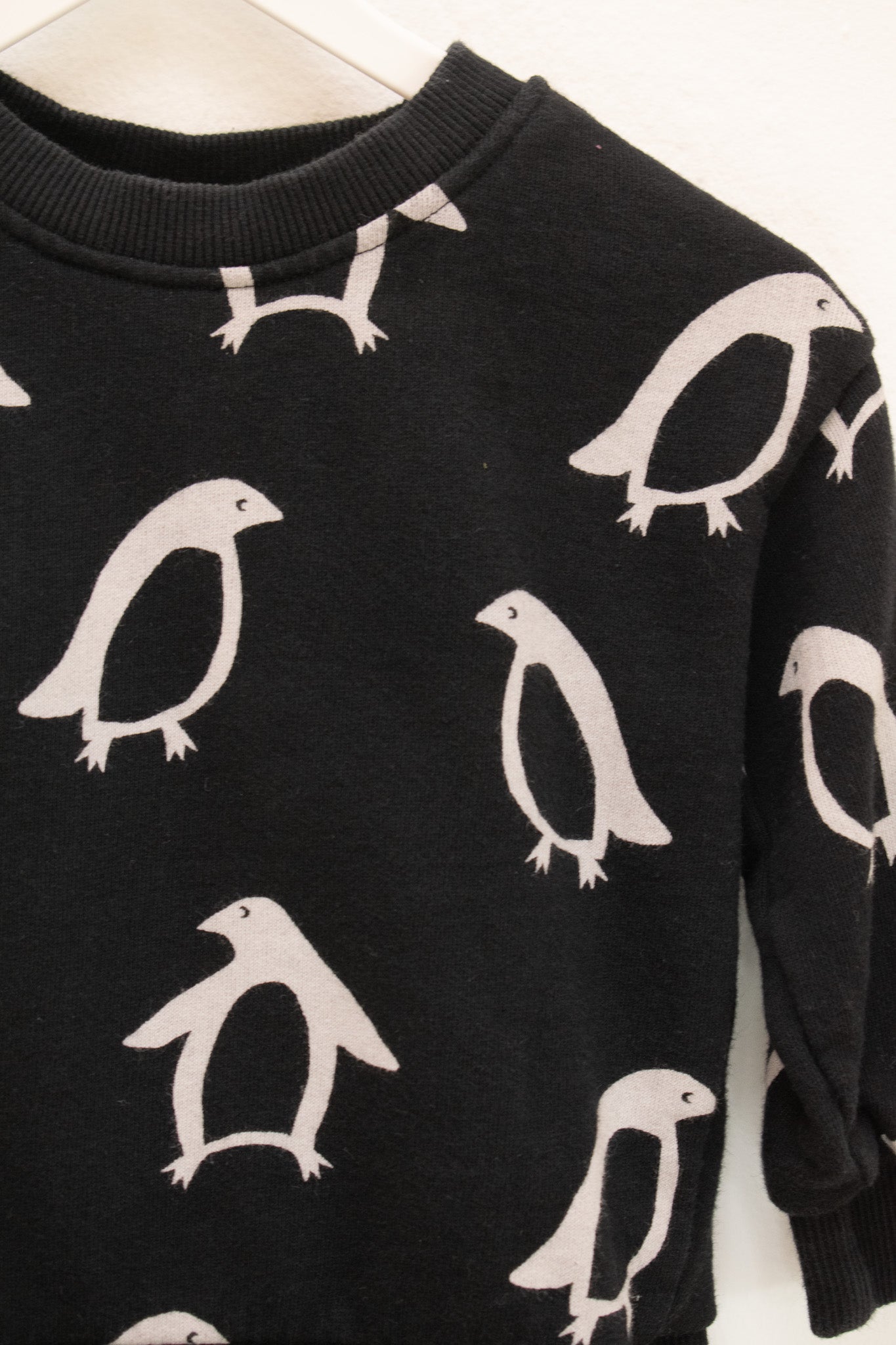 Hanna Andersson Penguin Set / 12-18 months