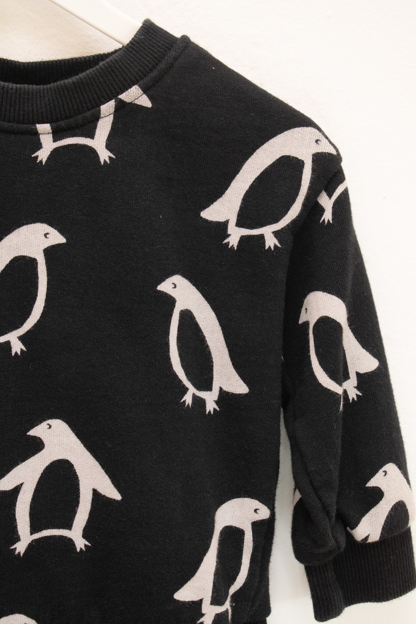 Hanna Andersson Penguin Set / 12-18 months