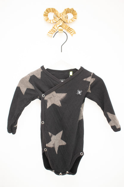 Nununu Black Star Onesie / 3-6 months